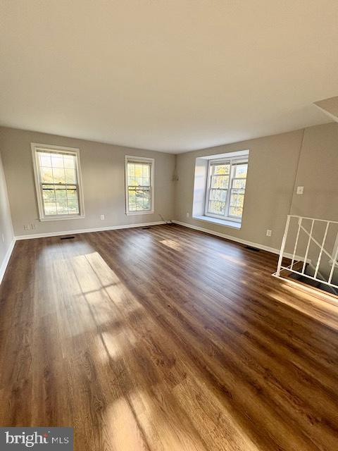 ESSEX PLACE - Residential Lease