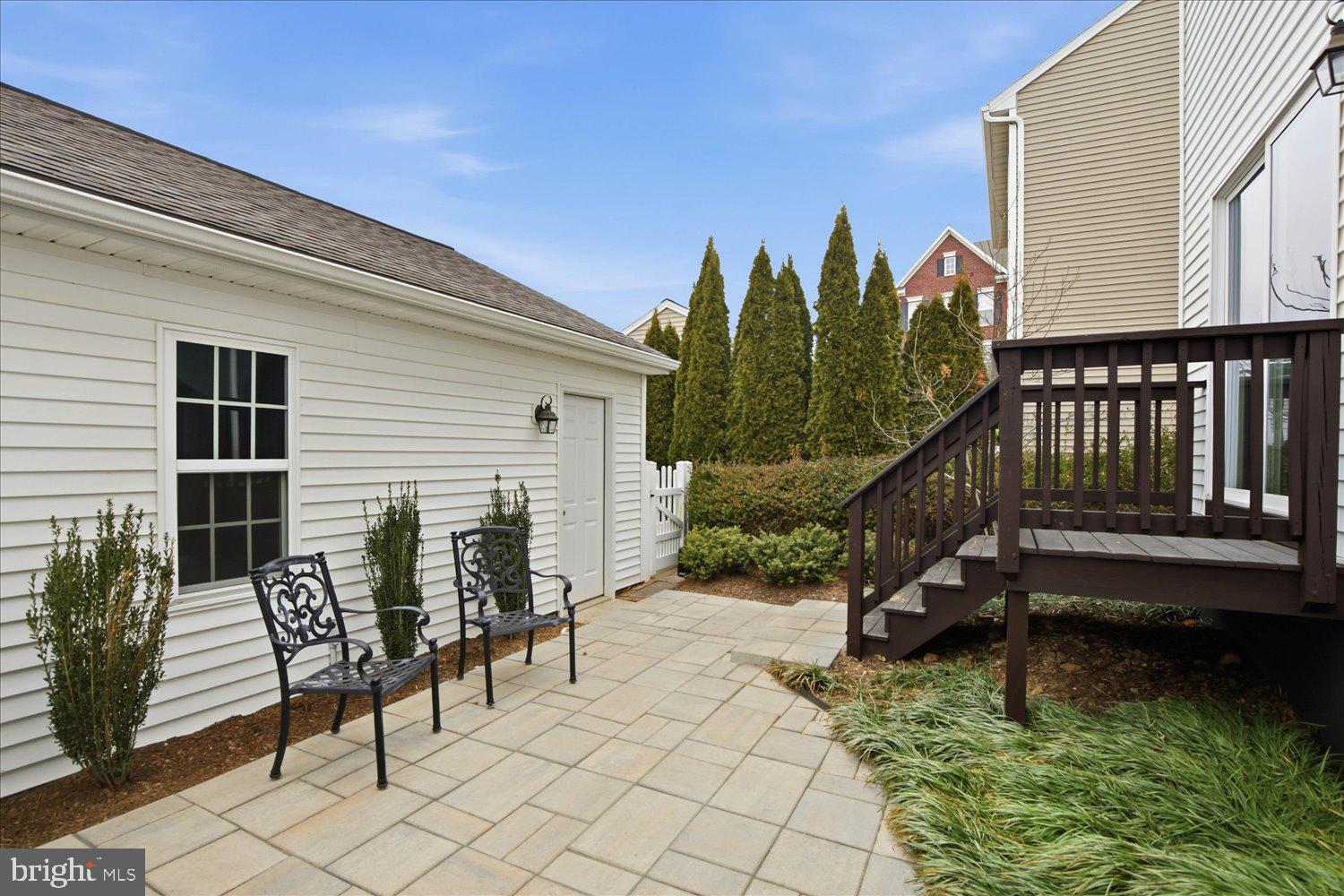 FLORIN HILL - Residential