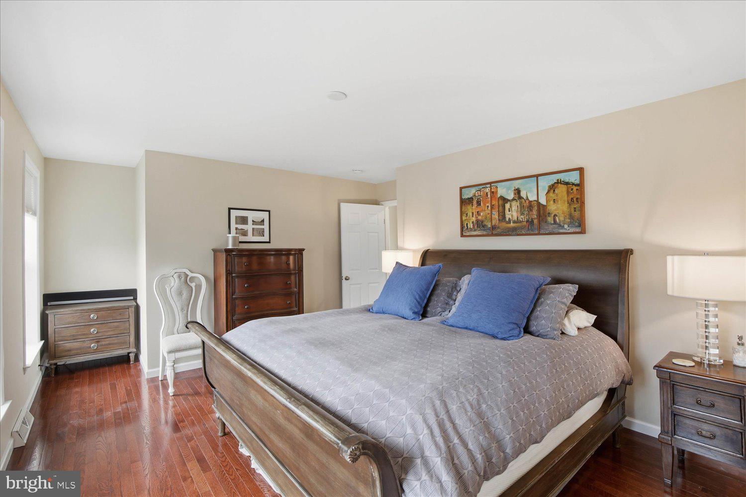 FLORIN HILL - Residential