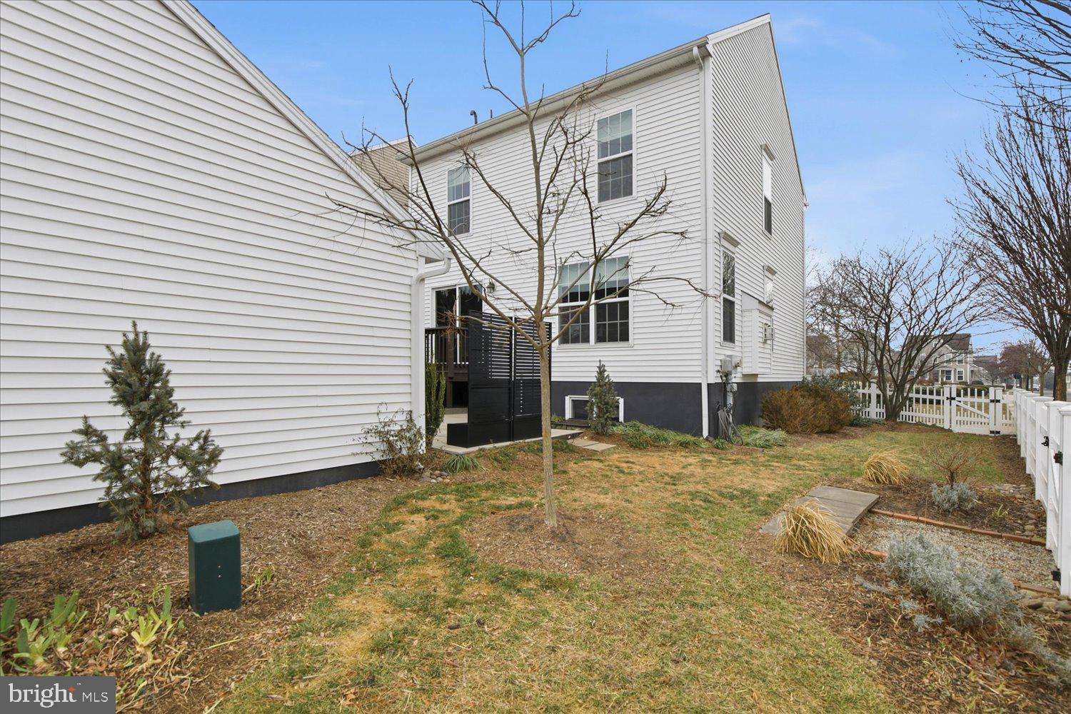 FLORIN HILL - Residential