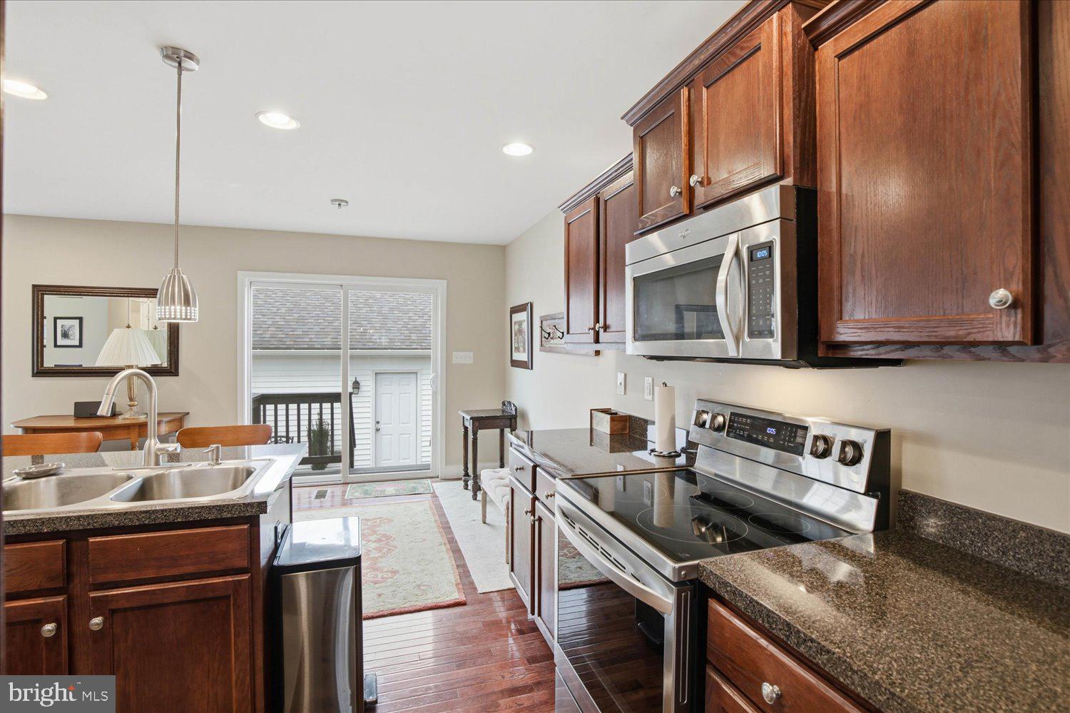 FLORIN HILL - Residential