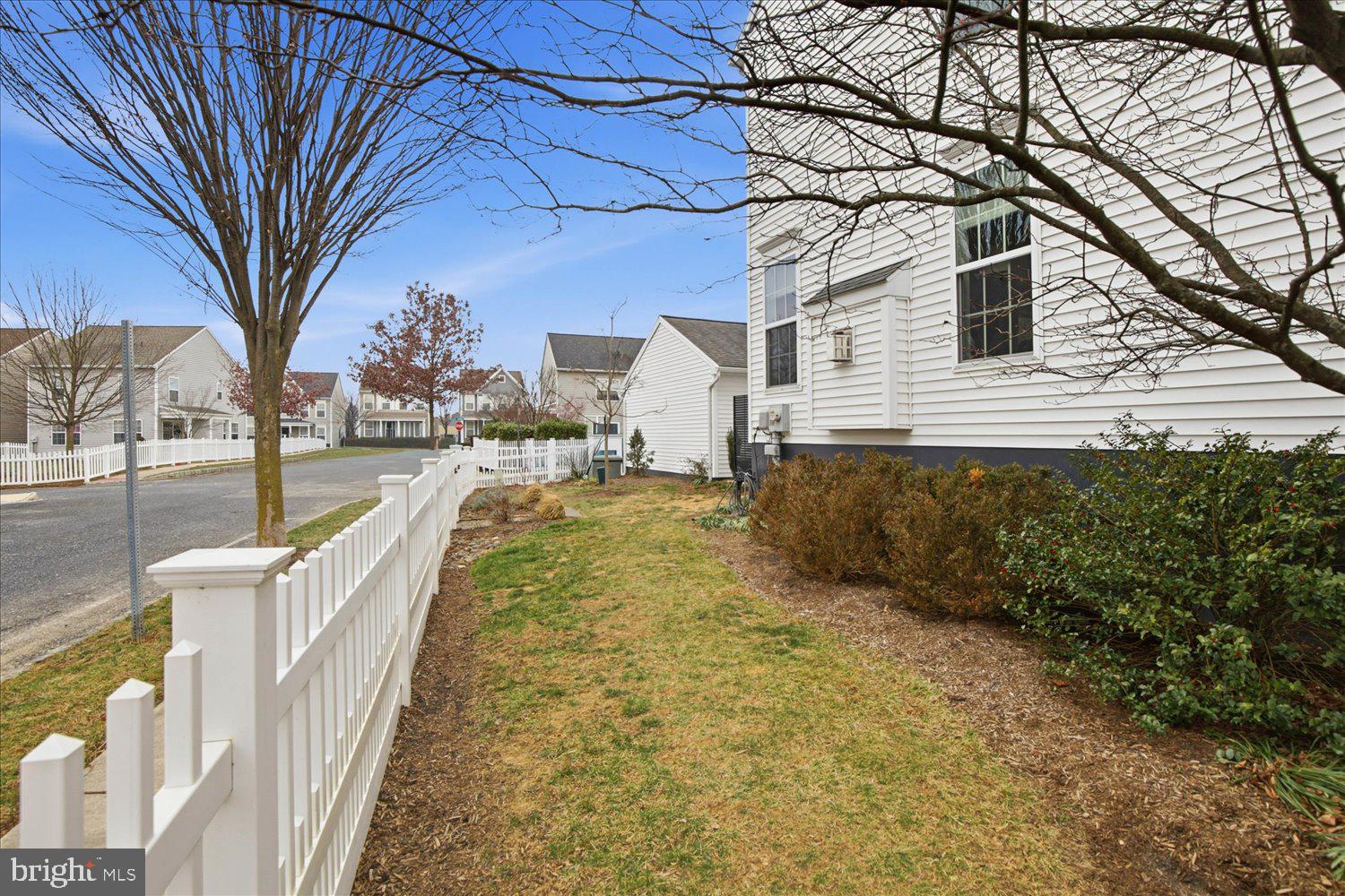 FLORIN HILL - Residential