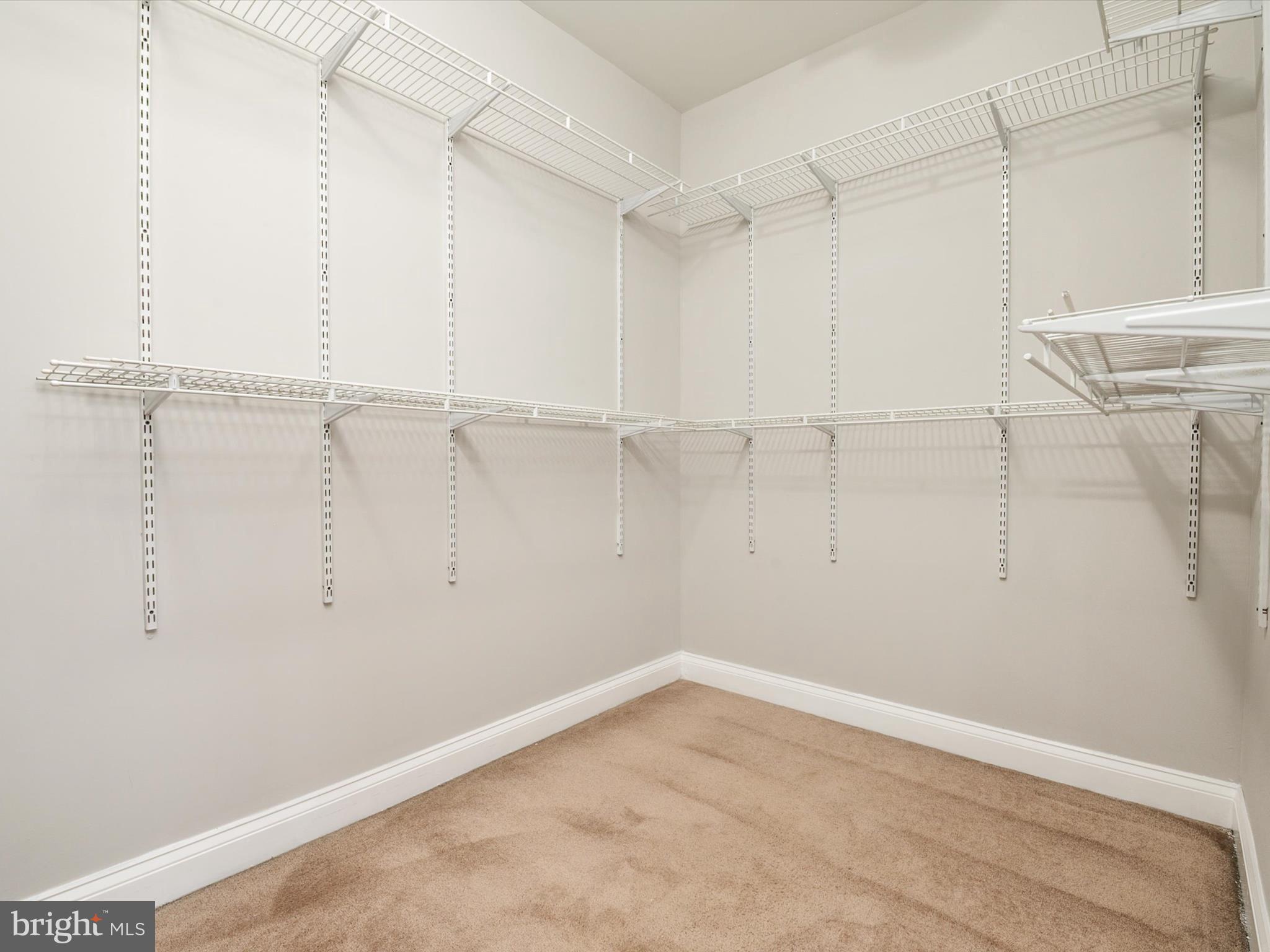 RIVER COLONY - Residential