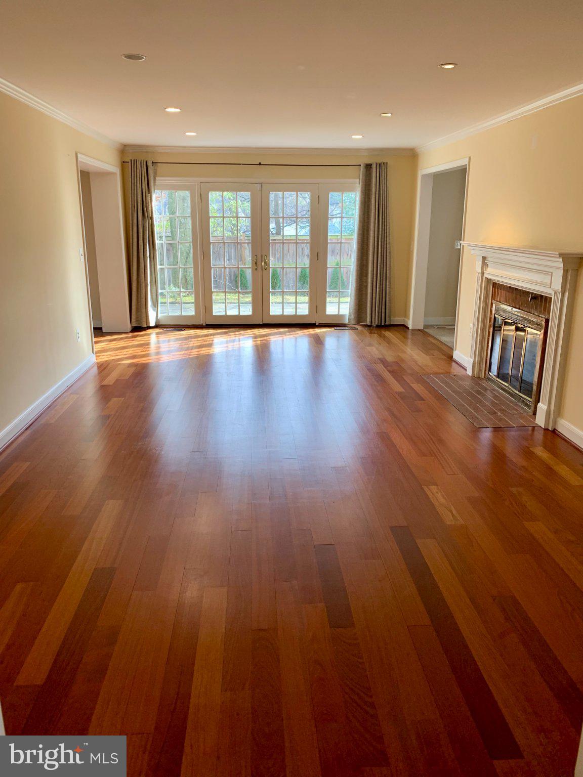 4105 EDGEVALE COURT
