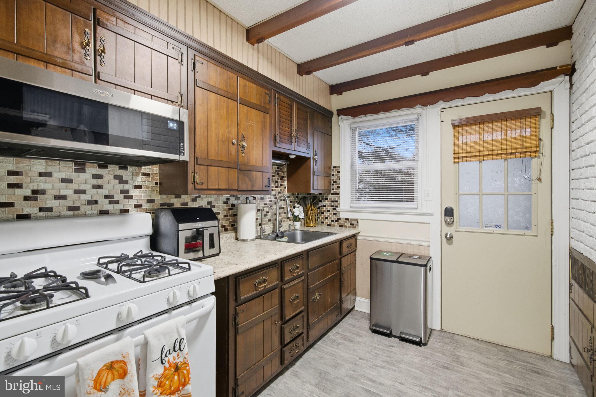 ALLENTOWN - Residential