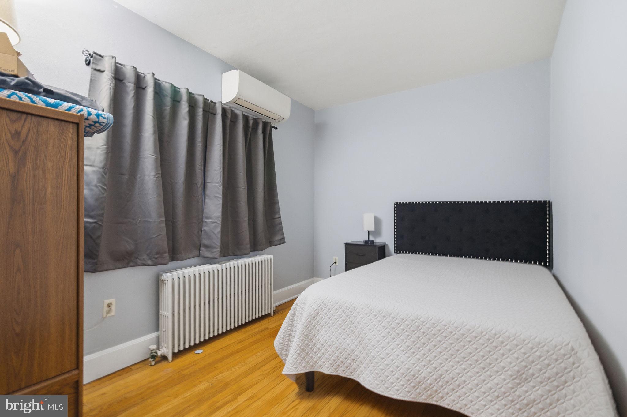 ALLENTOWN - Residential