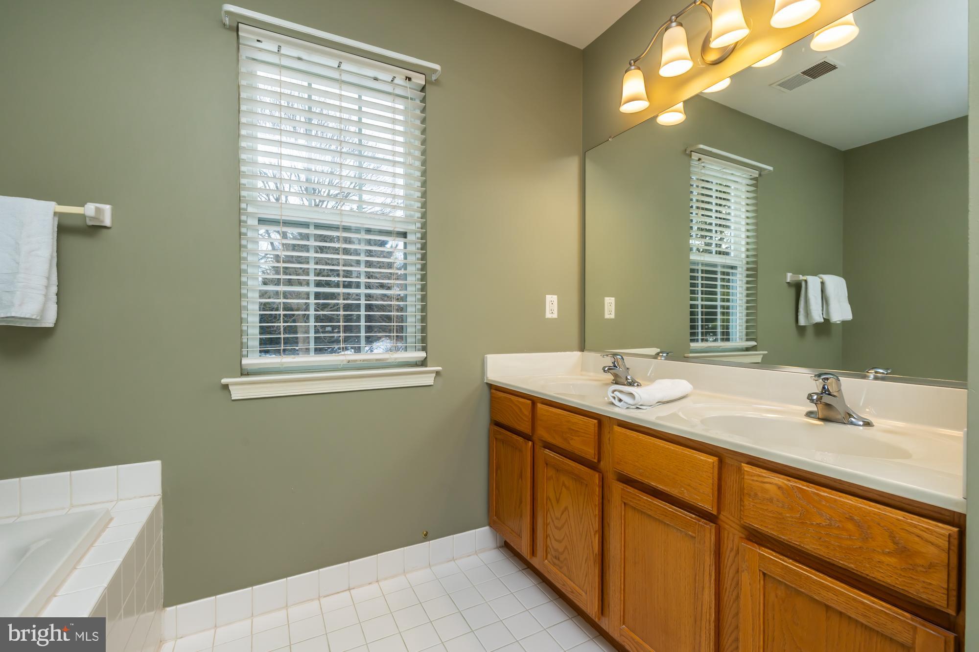 MAYFIELD - Residential