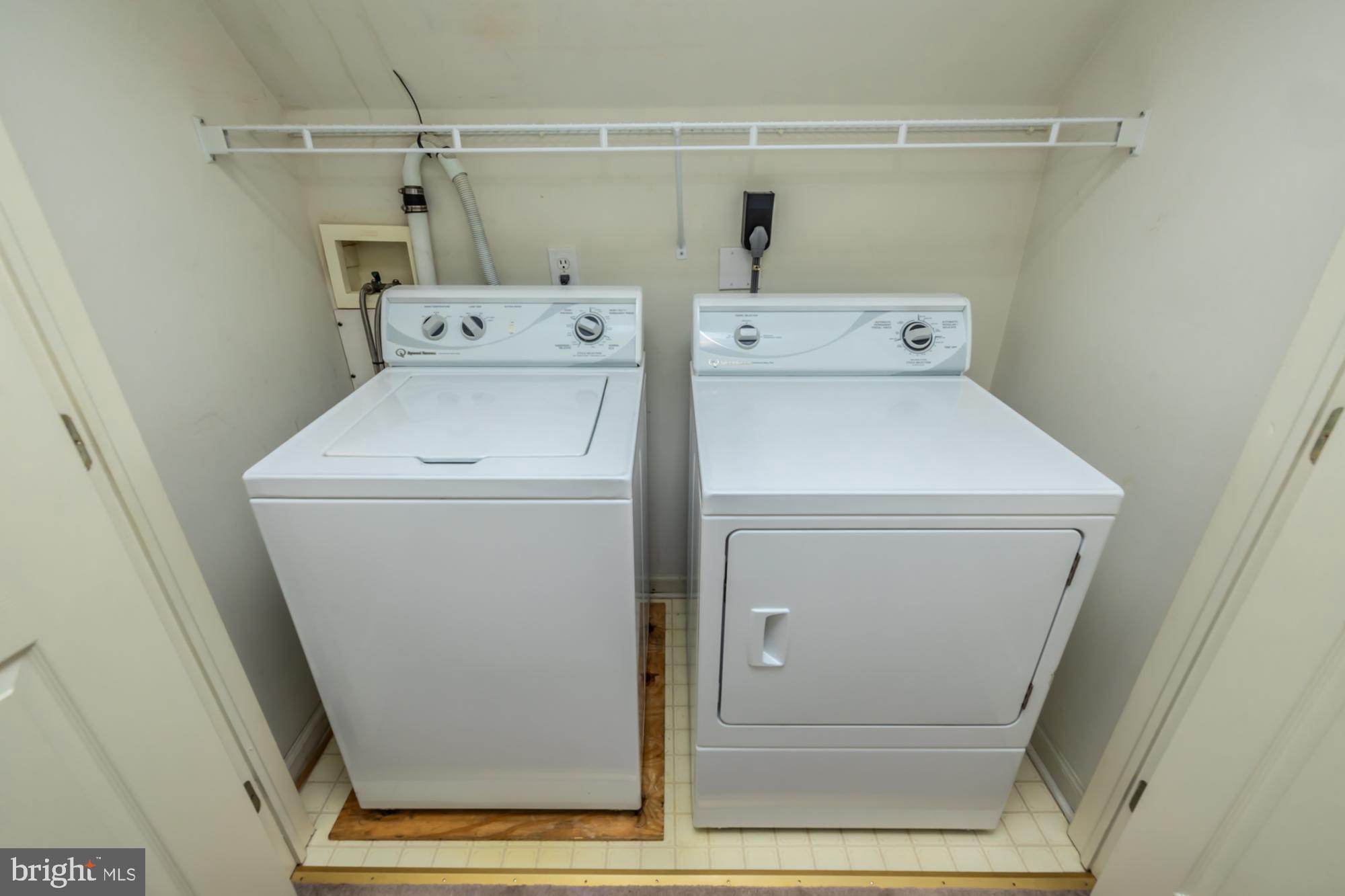 MAYFIELD - Residential