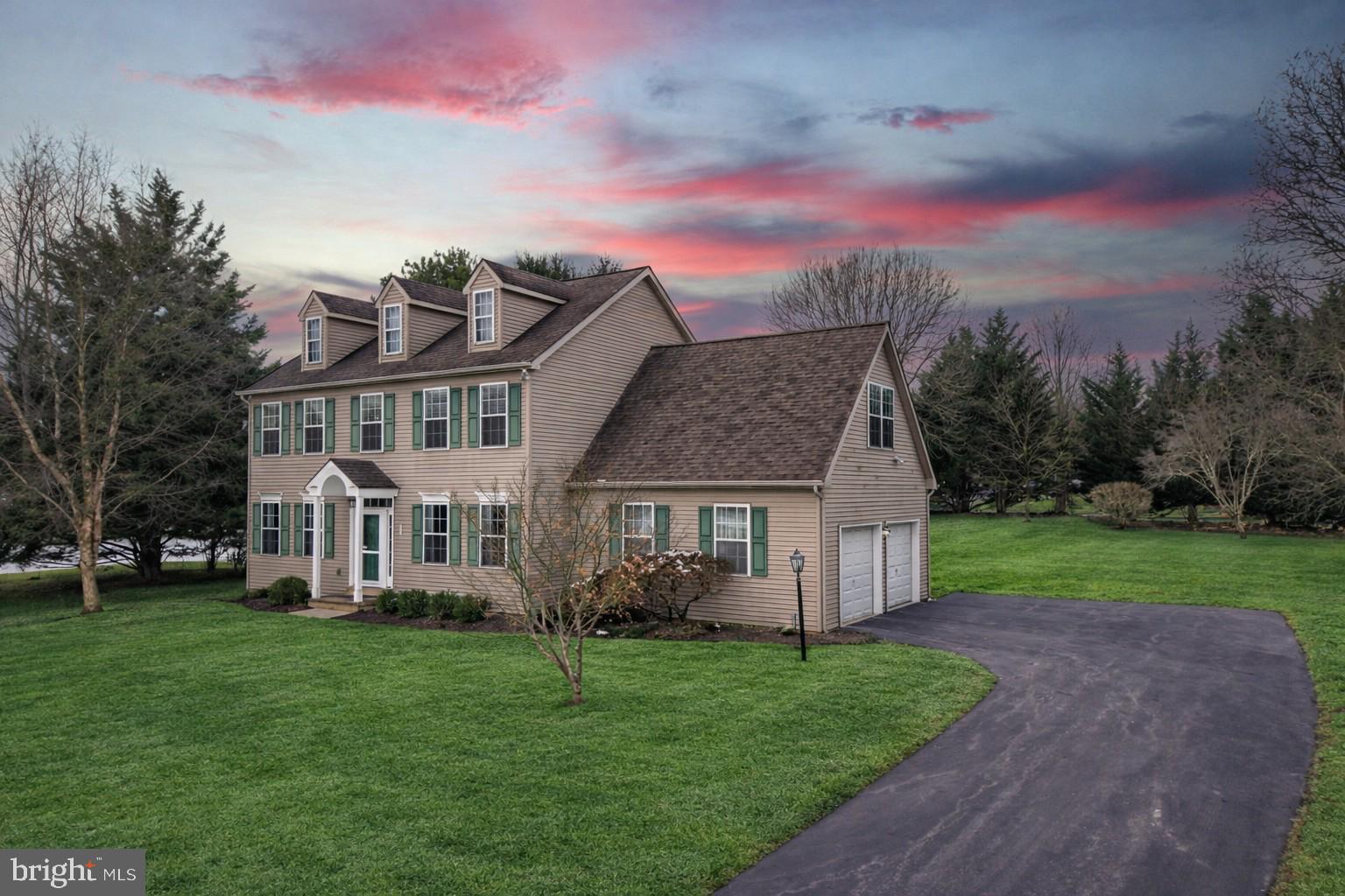 MAYFIELD - Residential