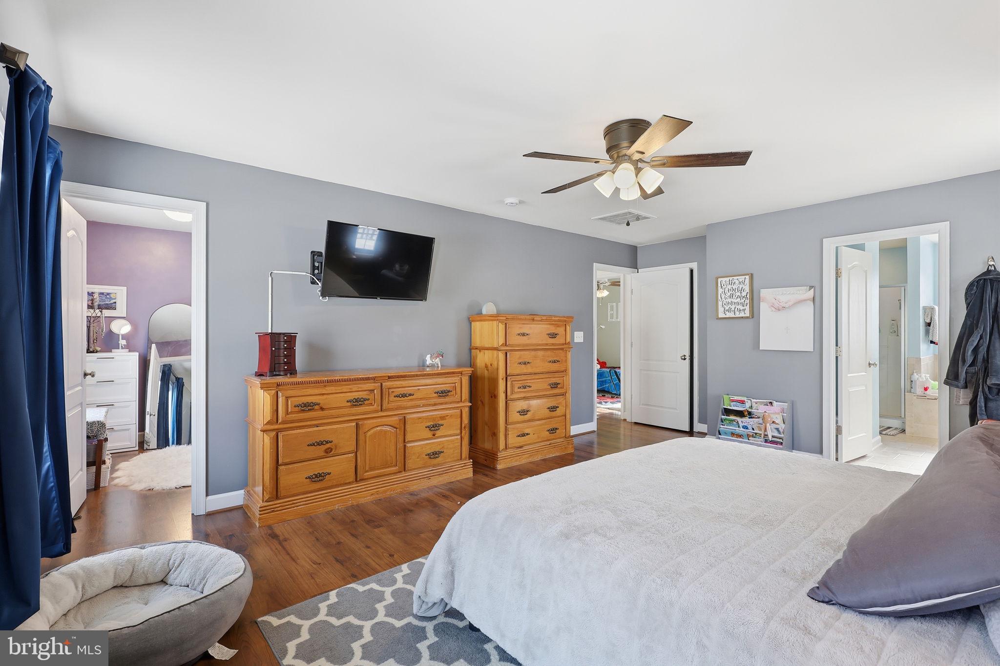 HOLLY RIDGE - Residential