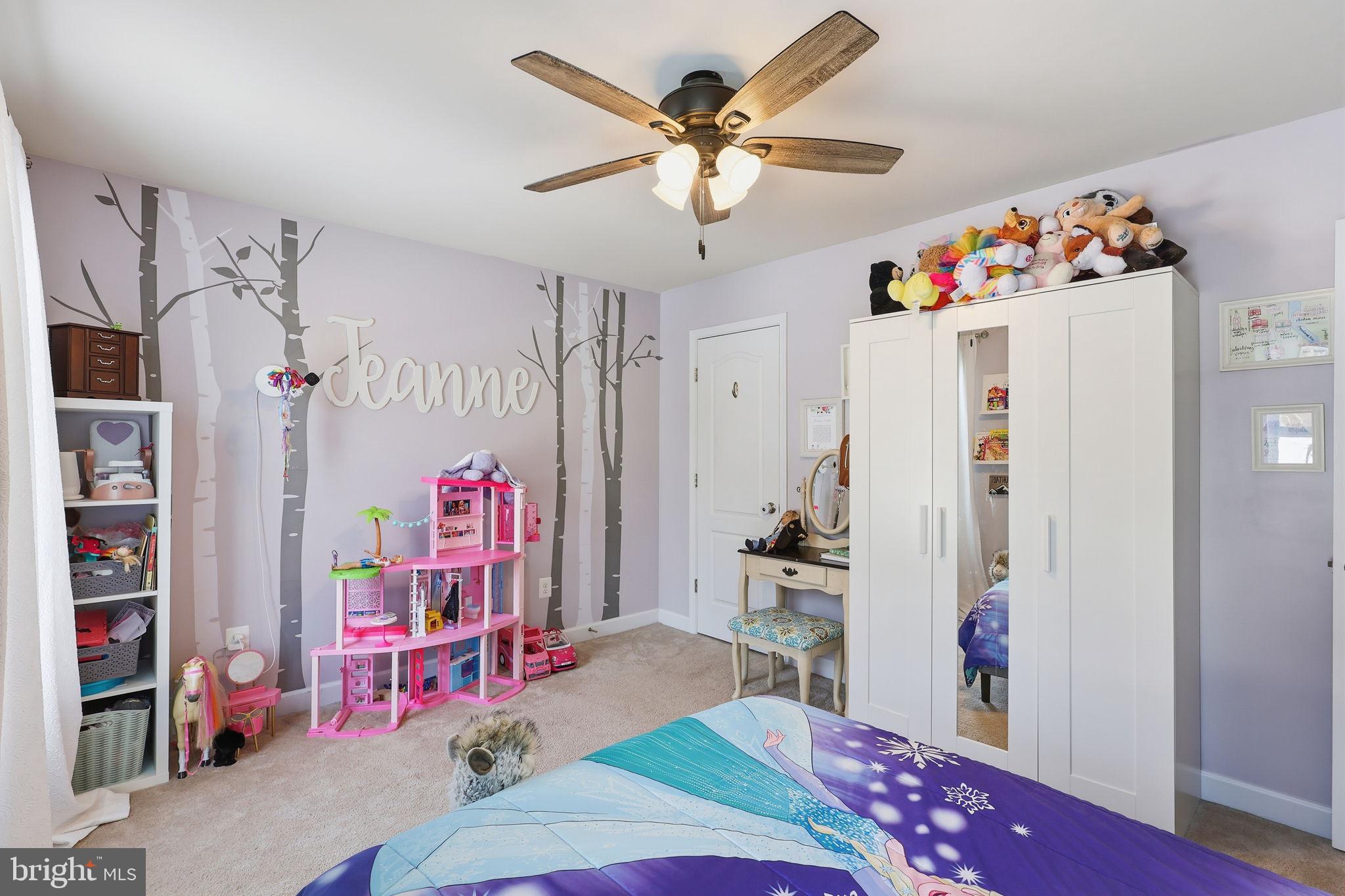 HOLLY RIDGE - Residential