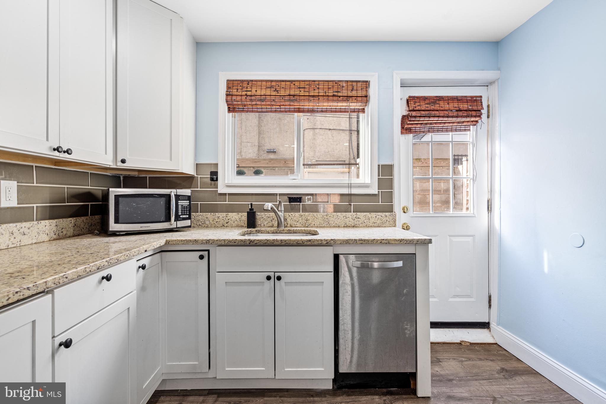 LOWER MOYAMENSING - Residential