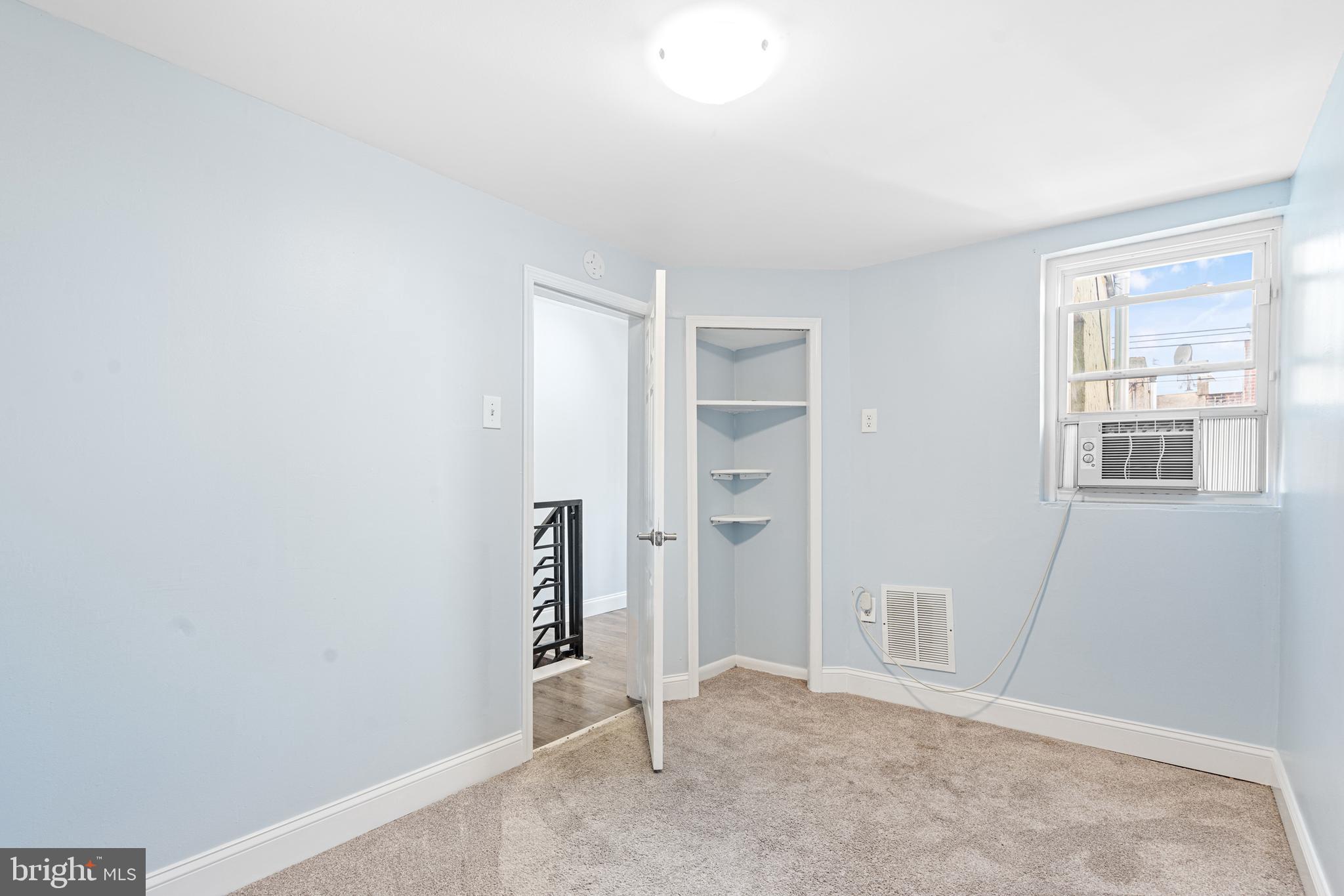 LOWER MOYAMENSING - Residential