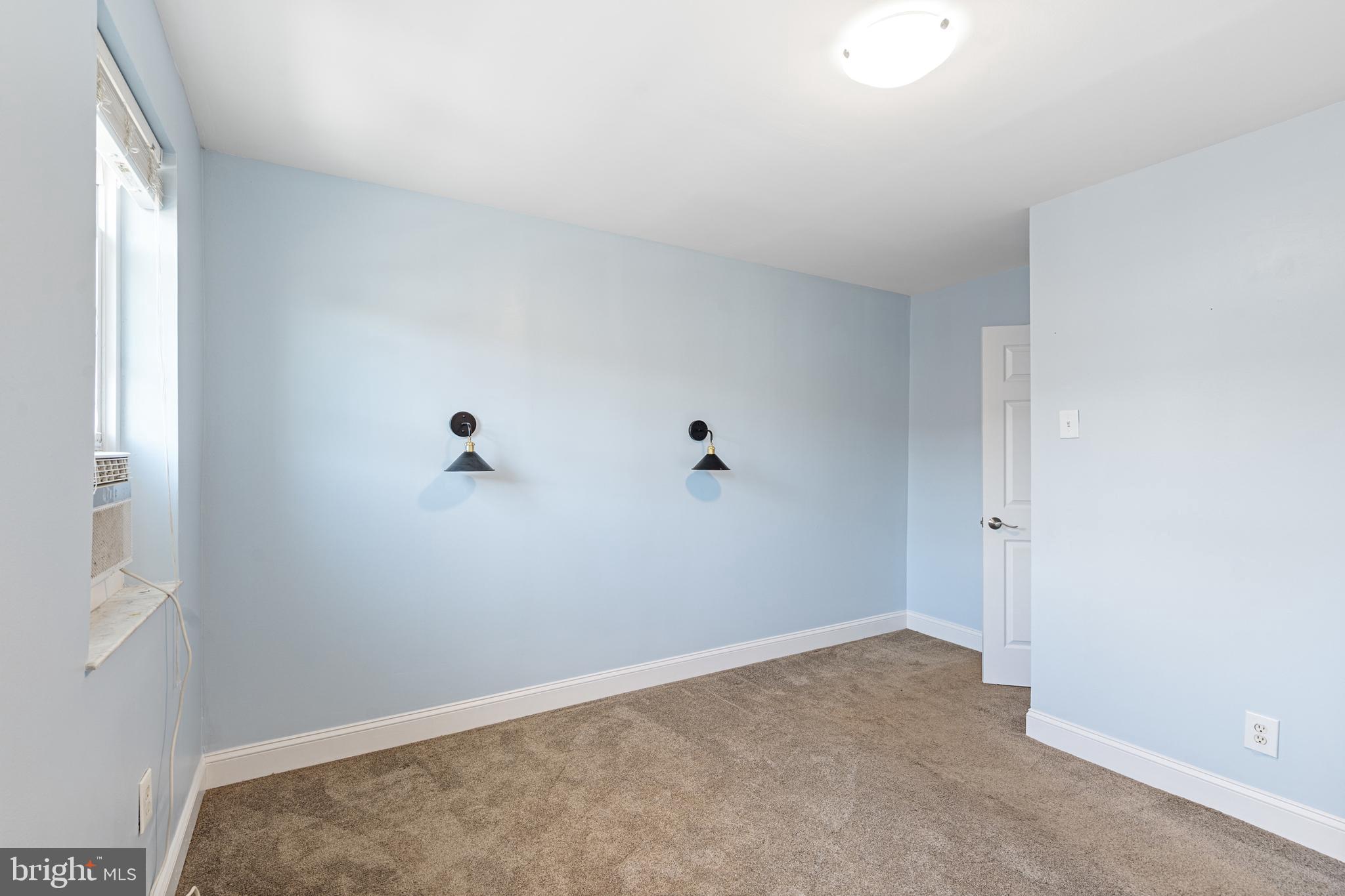 LOWER MOYAMENSING - Residential