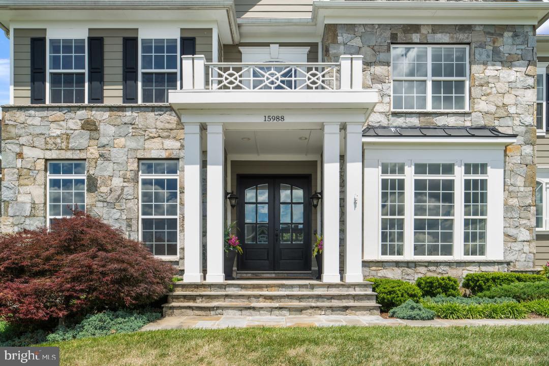 15988 WATERFORD CREST PLACE