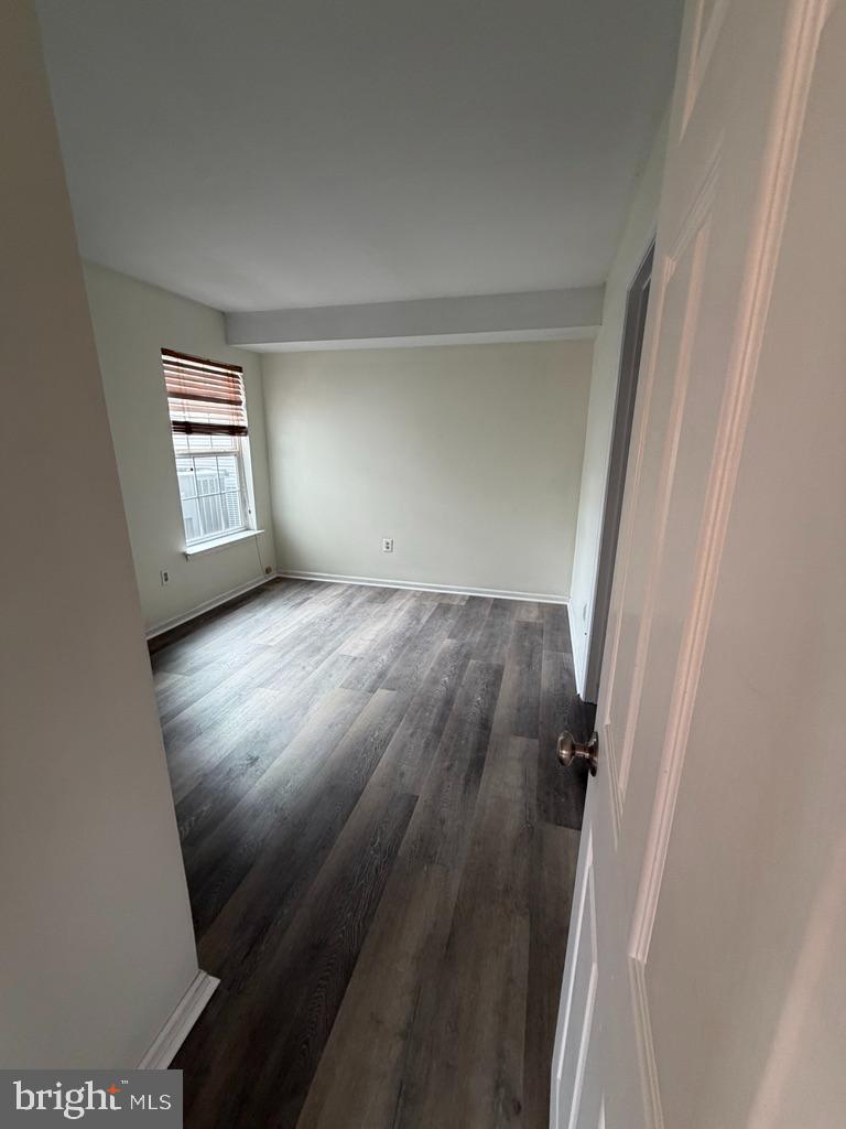 TAMERLANE - Residential Lease