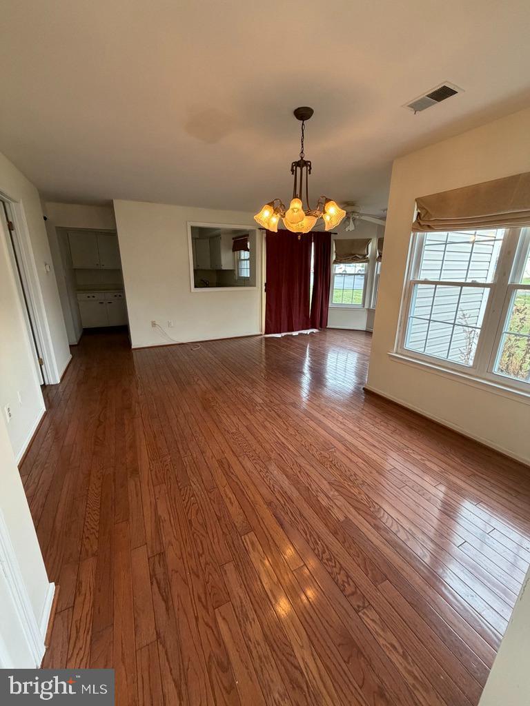 TAMERLANE - Residential Lease