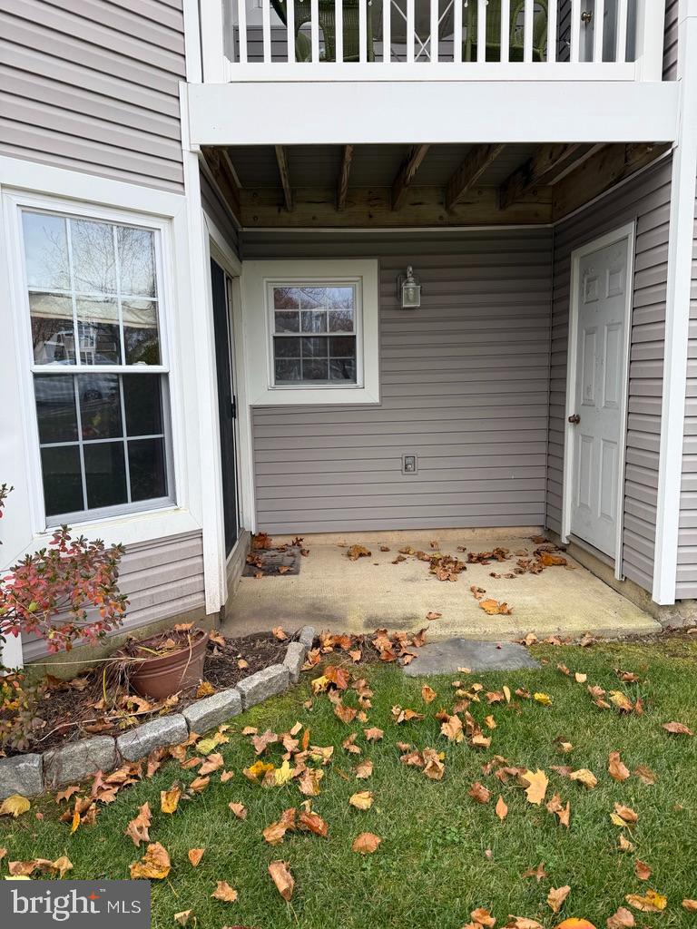 TAMERLANE - Residential Lease