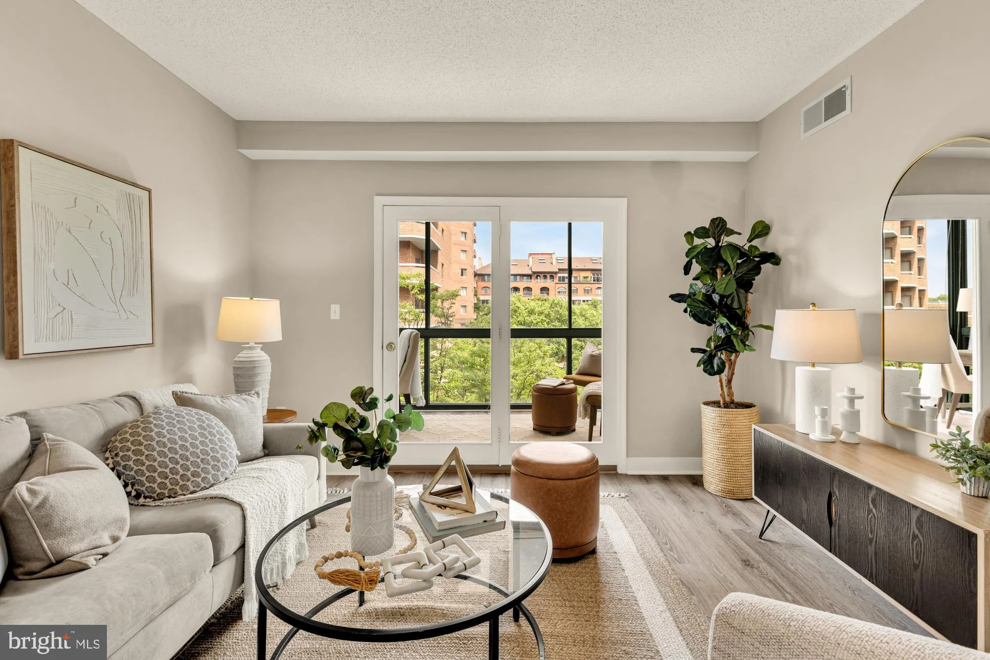 1050 N Taylor Street Unit 1404