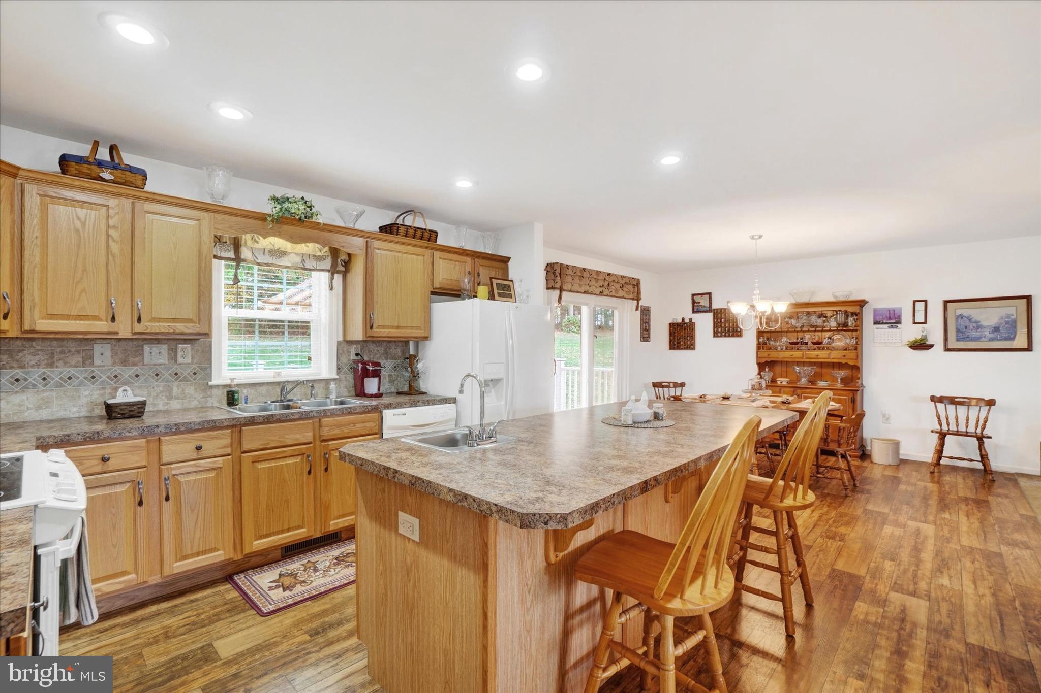 BROGUE - Residential