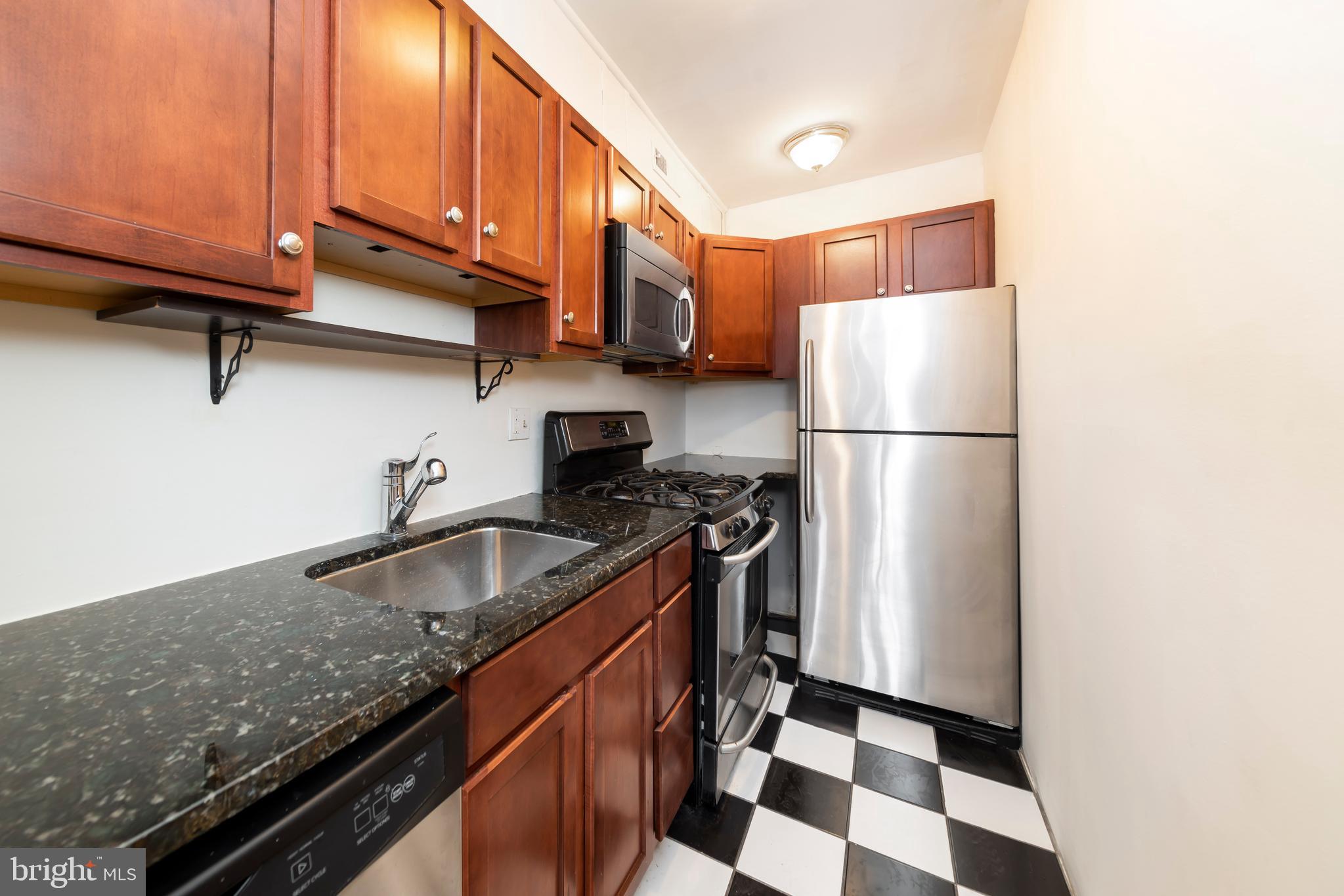 RITTENHOUSE SQUARE - Residential Lease