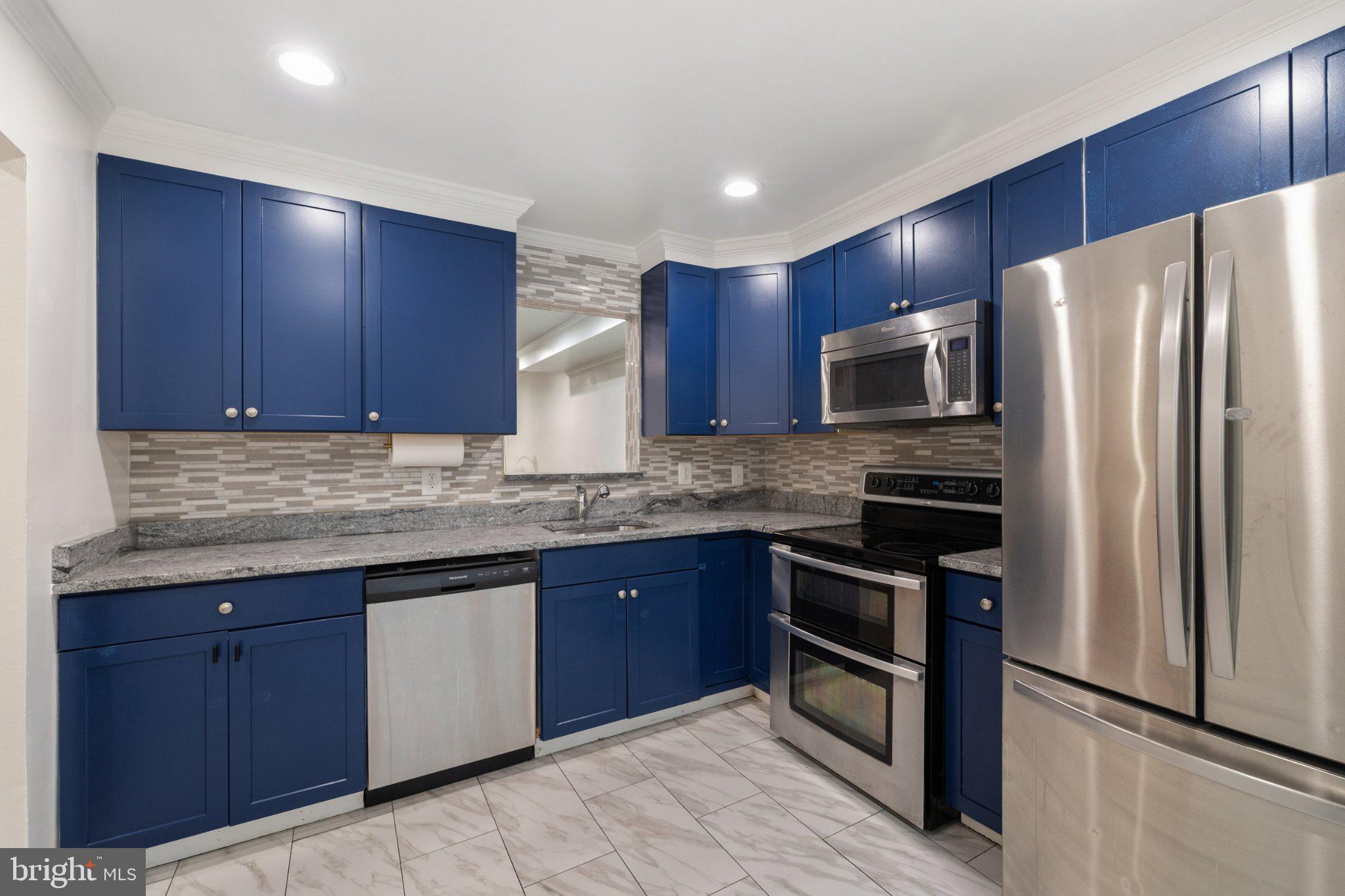 324 HARRY S TRUMAN DRIVE 233
