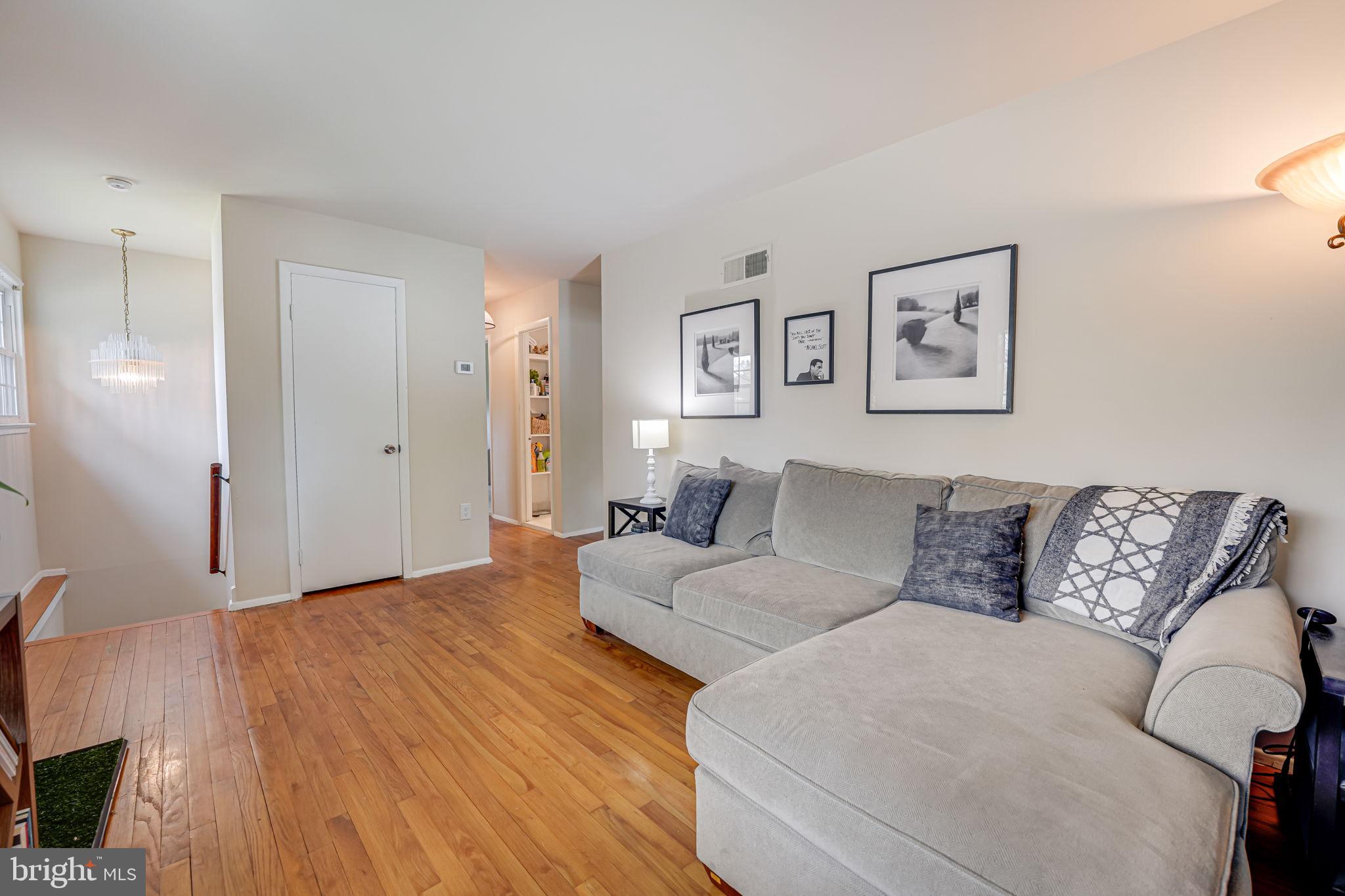 DALE CITY - Residential