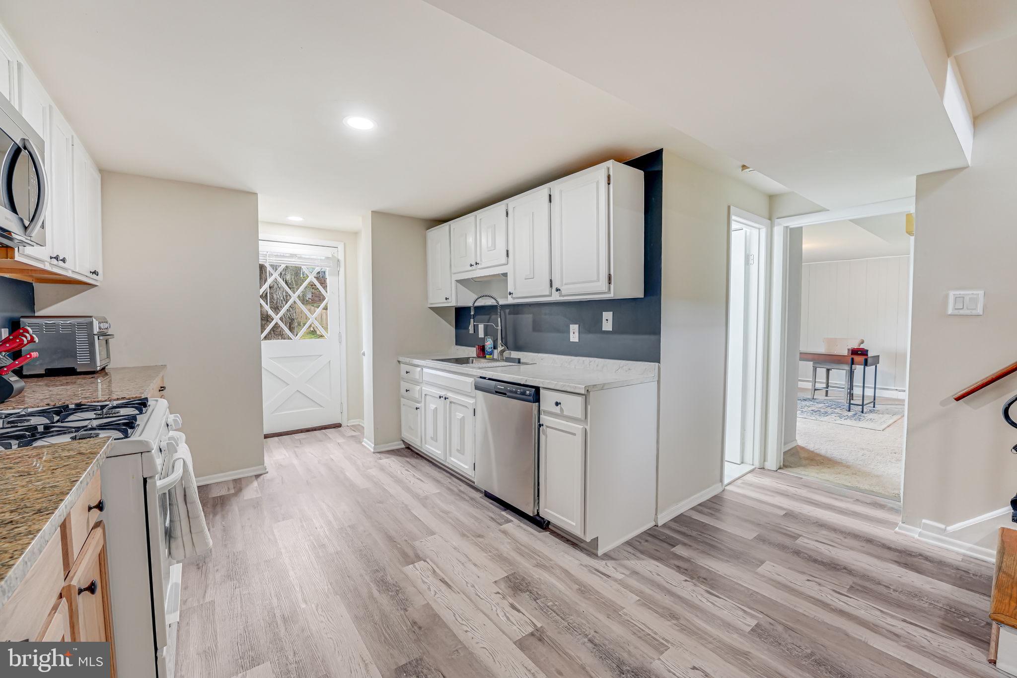 DALE CITY - Residential