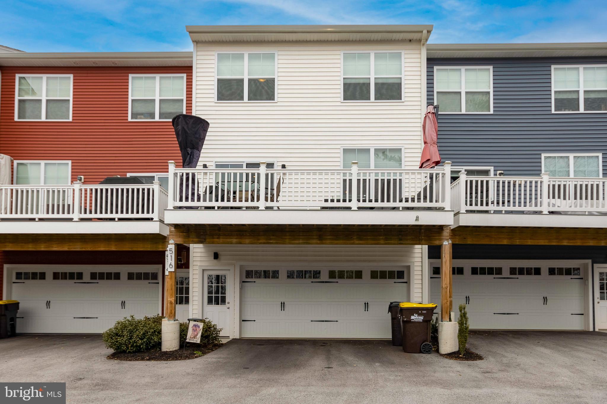 MAISON PLACE - Residential