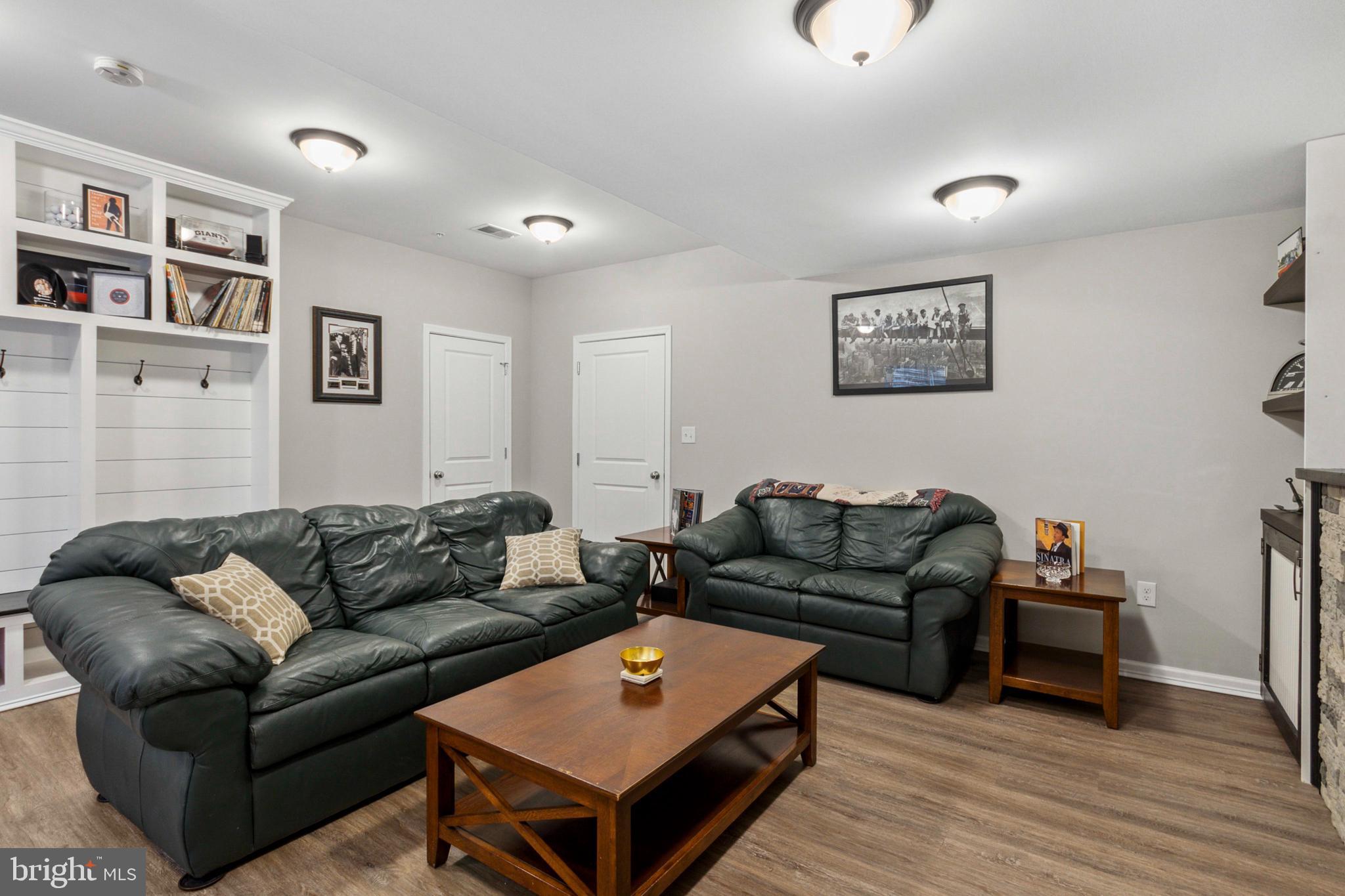 MAISON PLACE - Residential