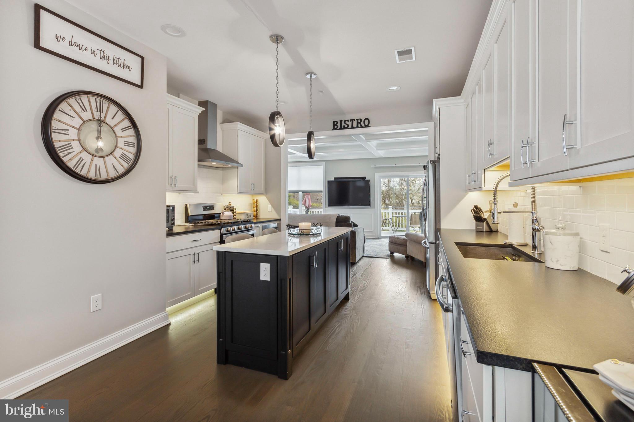 MAISON PLACE - Residential