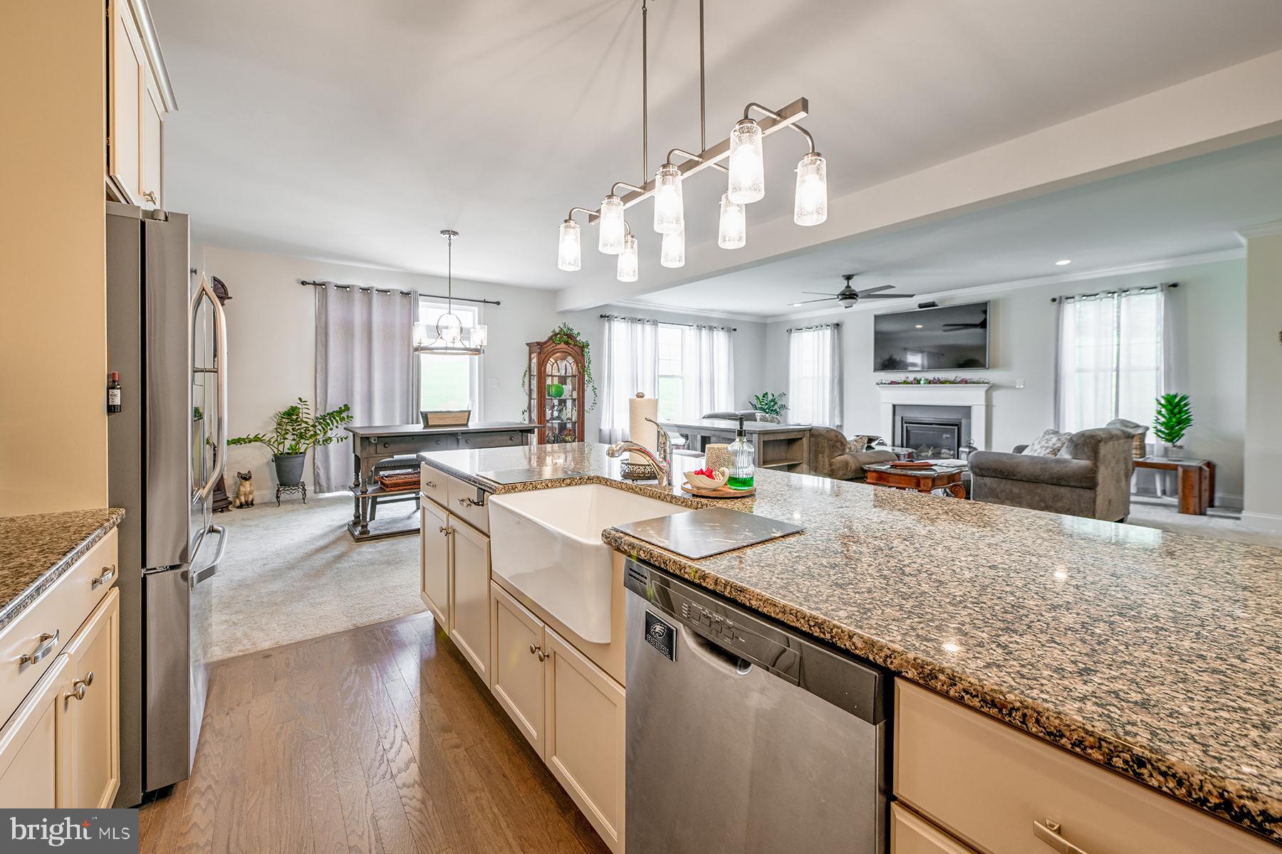 311 IRONSTONE LANE