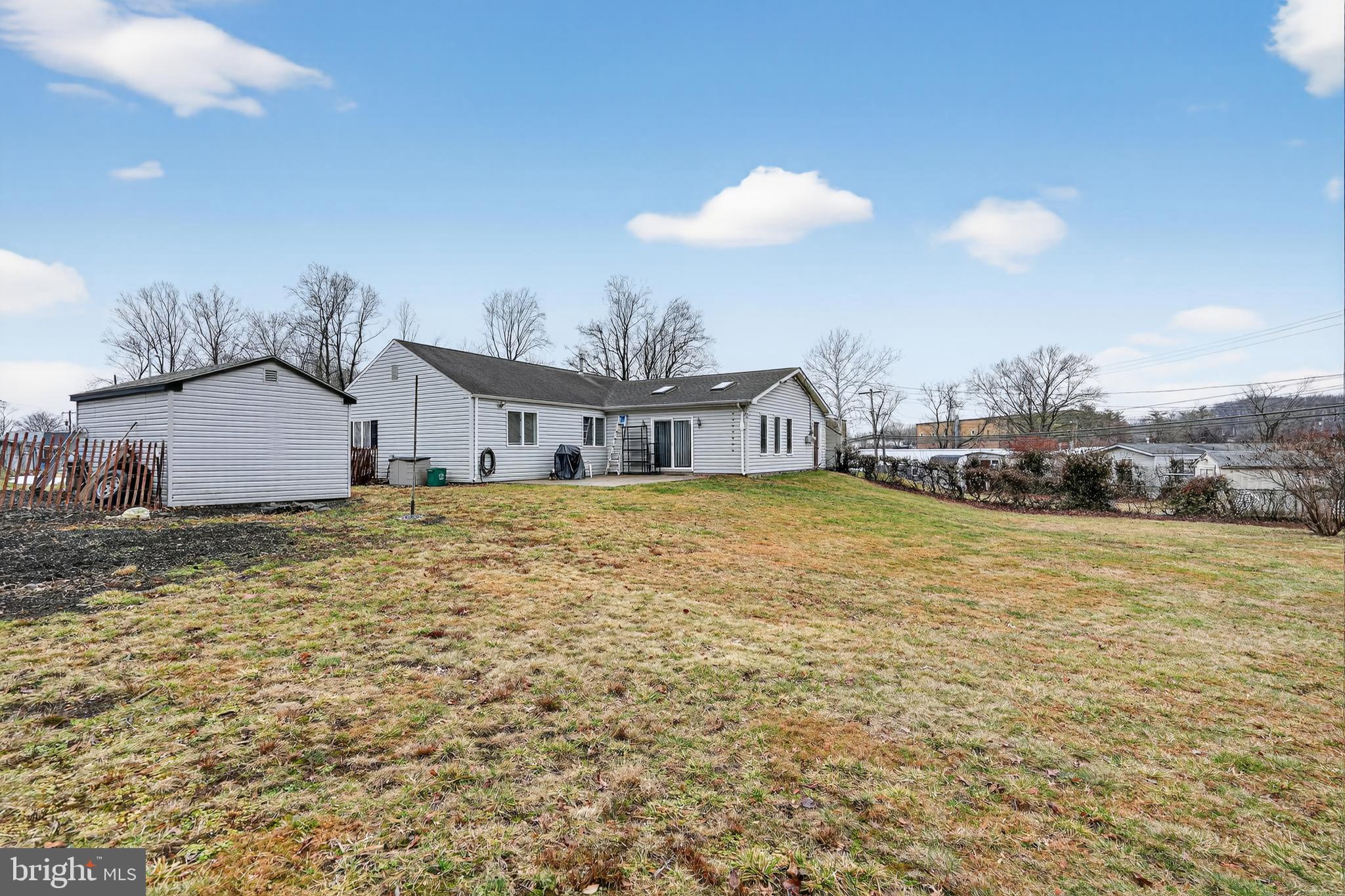 FAIRLESS HILLS - Residential