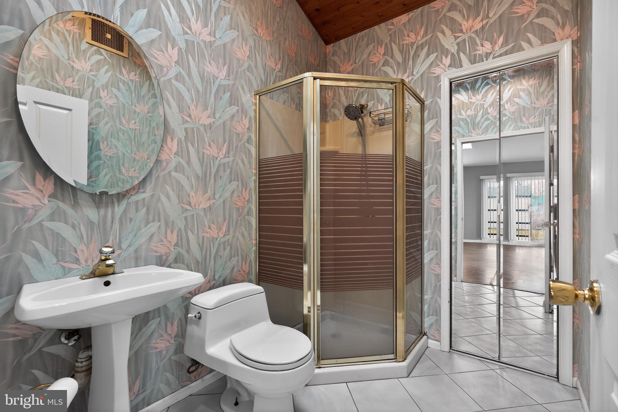 FAIRLESS HILLS - Residential