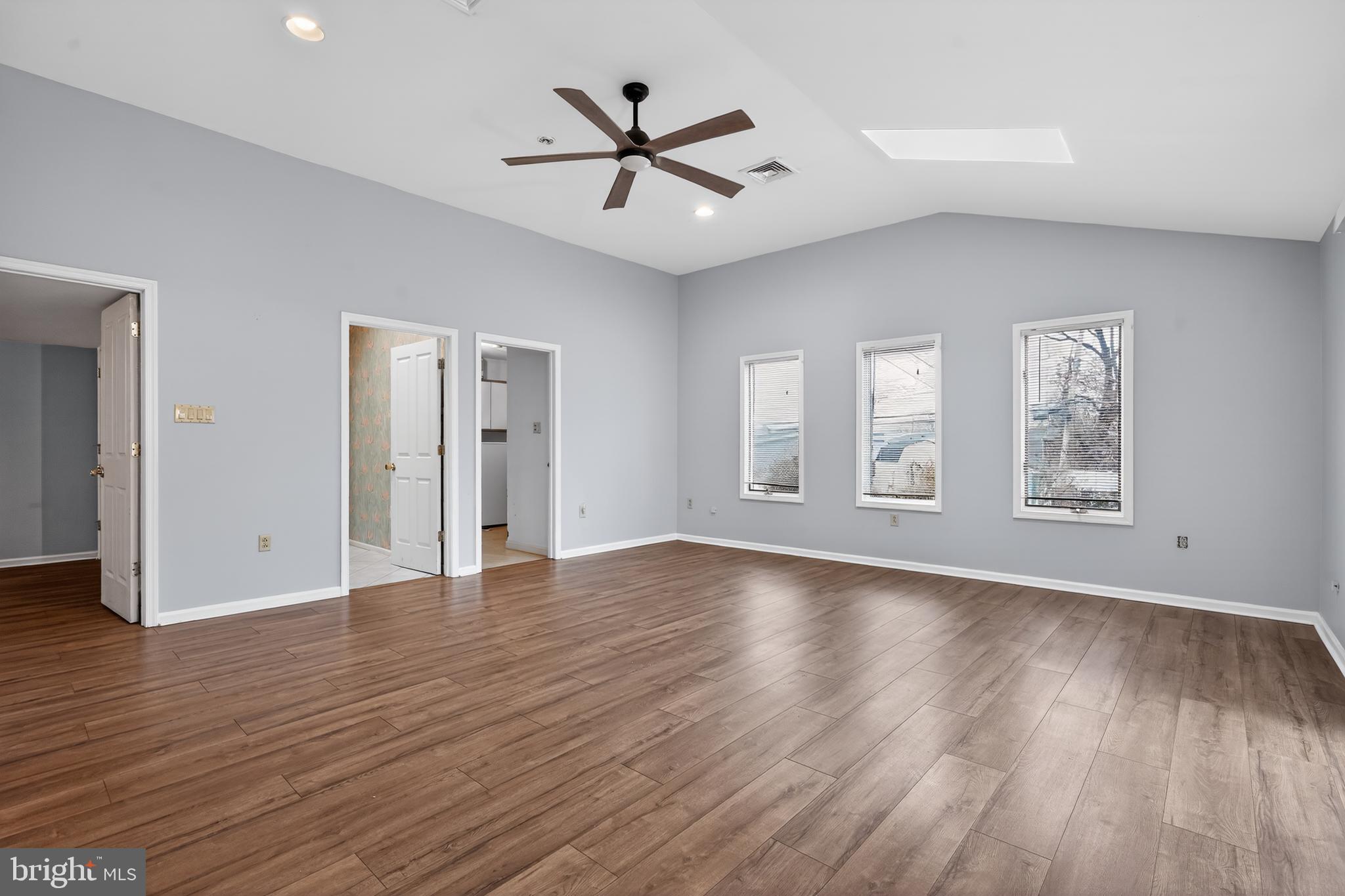 FAIRLESS HILLS - Residential