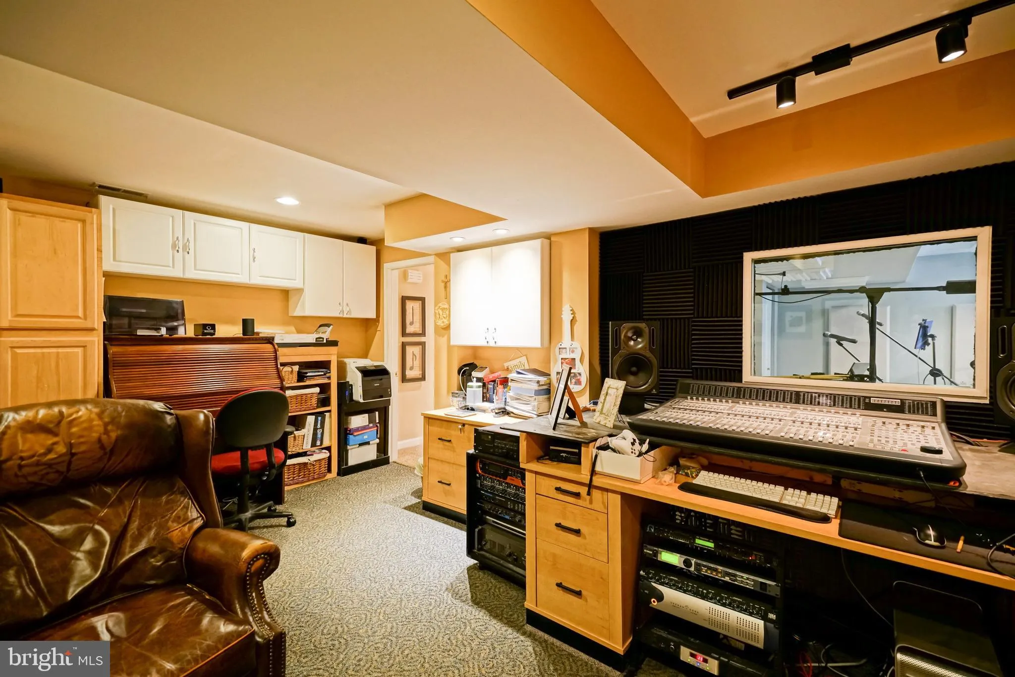 Lewes, Delaware 19958, United States, 4 Bedrooms Bedrooms, ,3 BathroomsBathrooms,Residential,Pending,208735