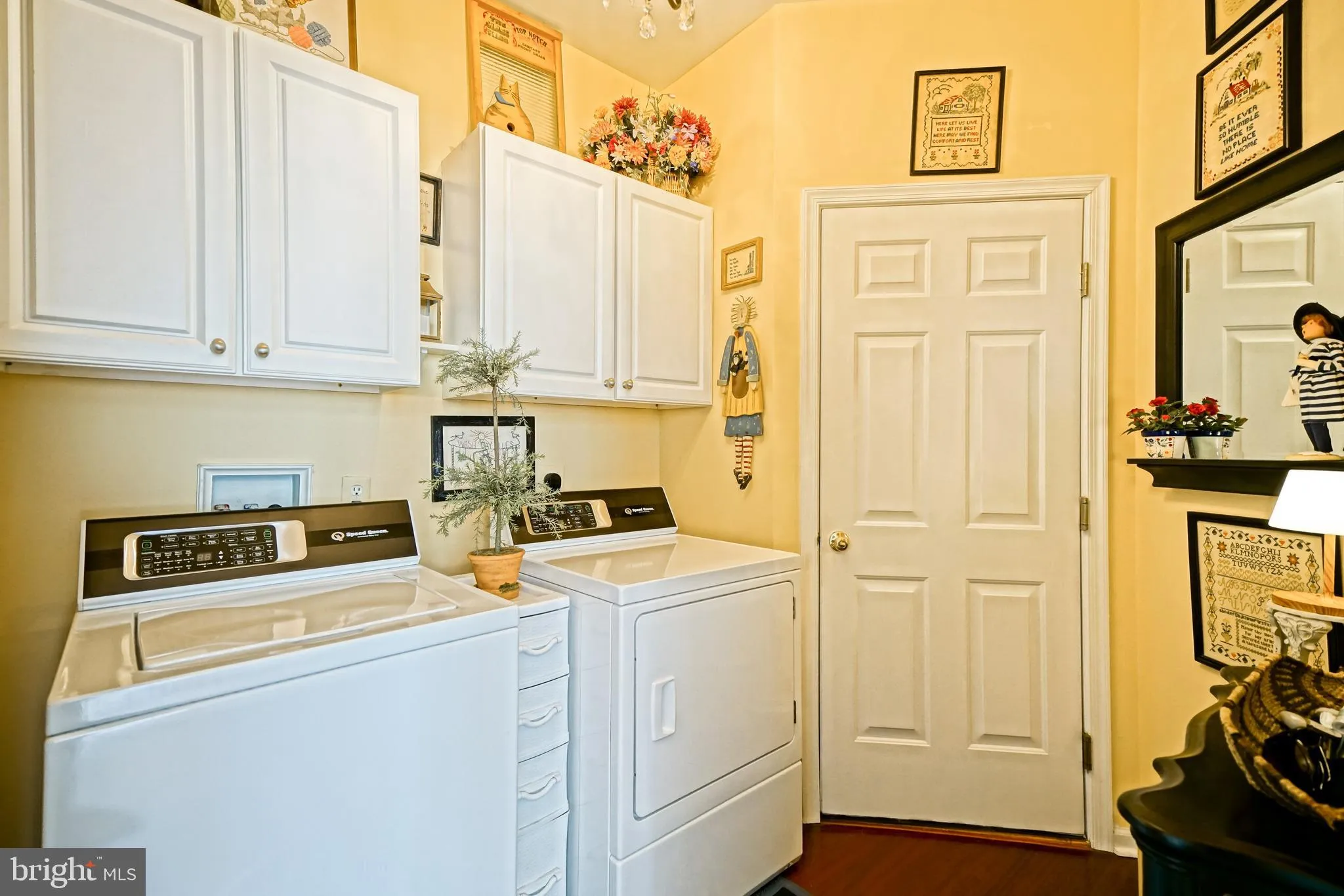 Lewes, Delaware 19958, United States, 4 Bedrooms Bedrooms, ,3 BathroomsBathrooms,Residential,Pending,208735