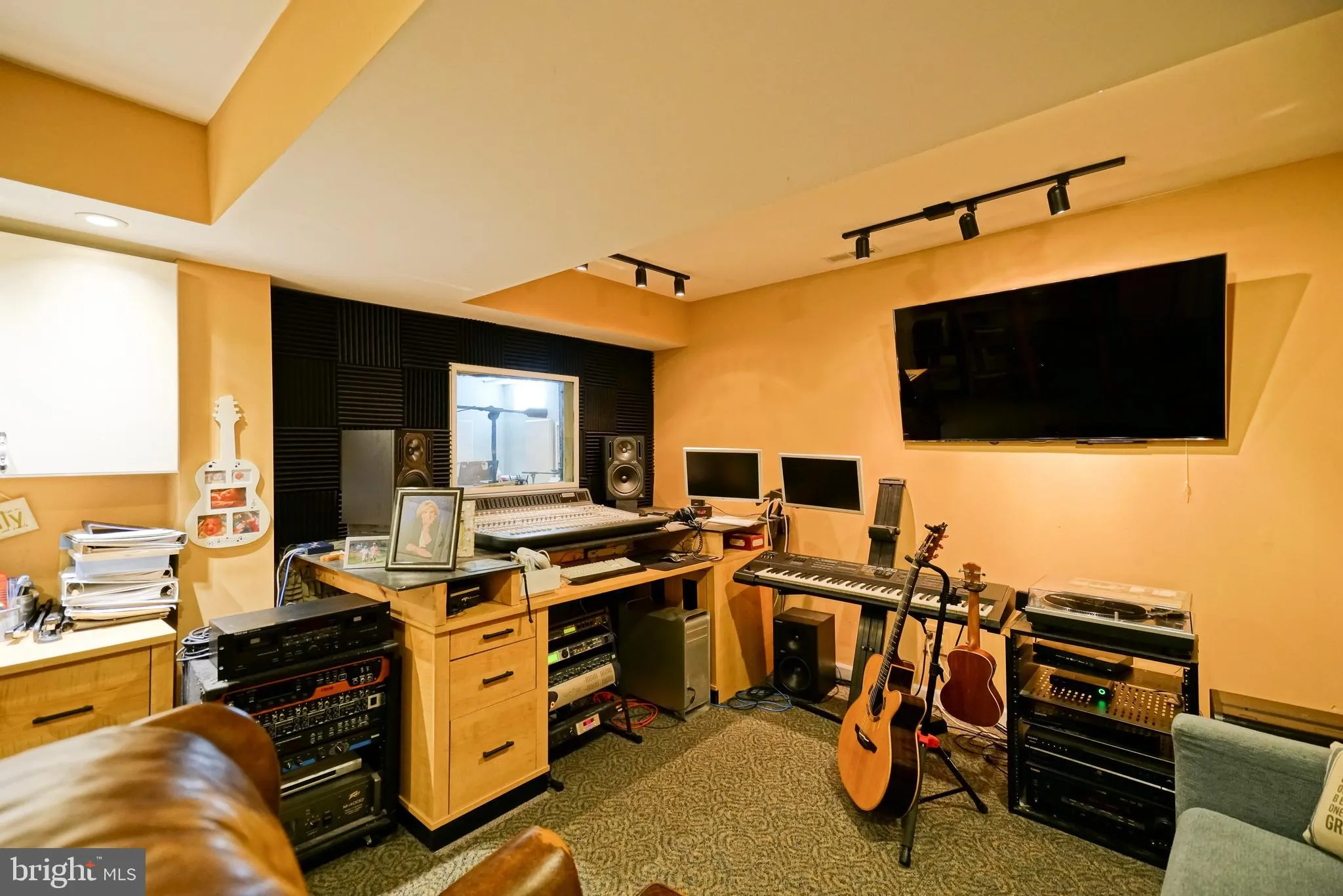 Lewes, Delaware 19958, United States, 4 Bedrooms Bedrooms, ,3 BathroomsBathrooms,Residential,Pending,208735