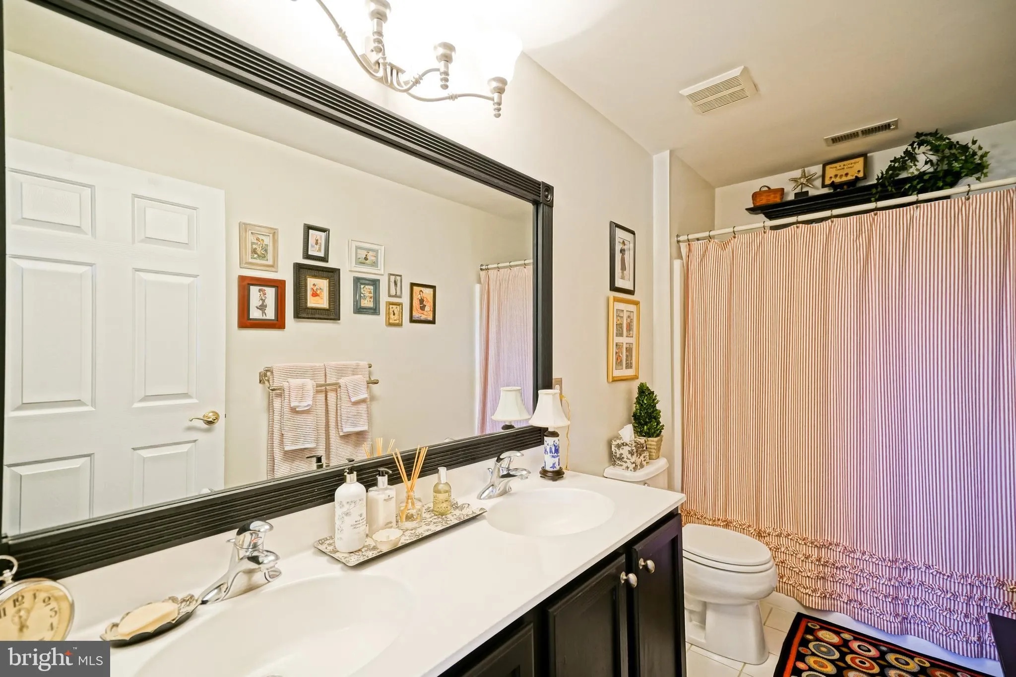 Lewes, Delaware 19958, United States, 4 Bedrooms Bedrooms, ,3 BathroomsBathrooms,Residential,Pending,208735