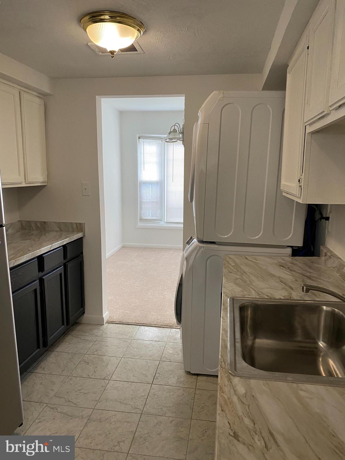 WINDSOR PARK - Residential Lease