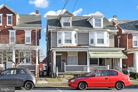 818 Hummel Avenue, Lemoyne, PA MLS: PACB2038998