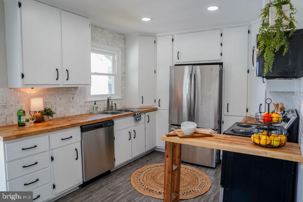 CAPE ST CLAIRE - Residential