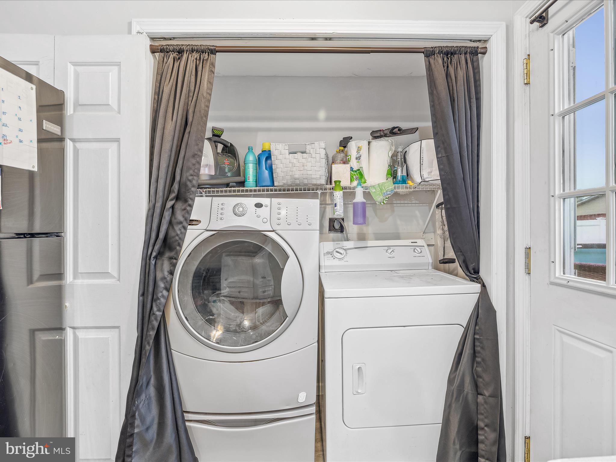 SPRINGFIELD VILLAGE - Residential