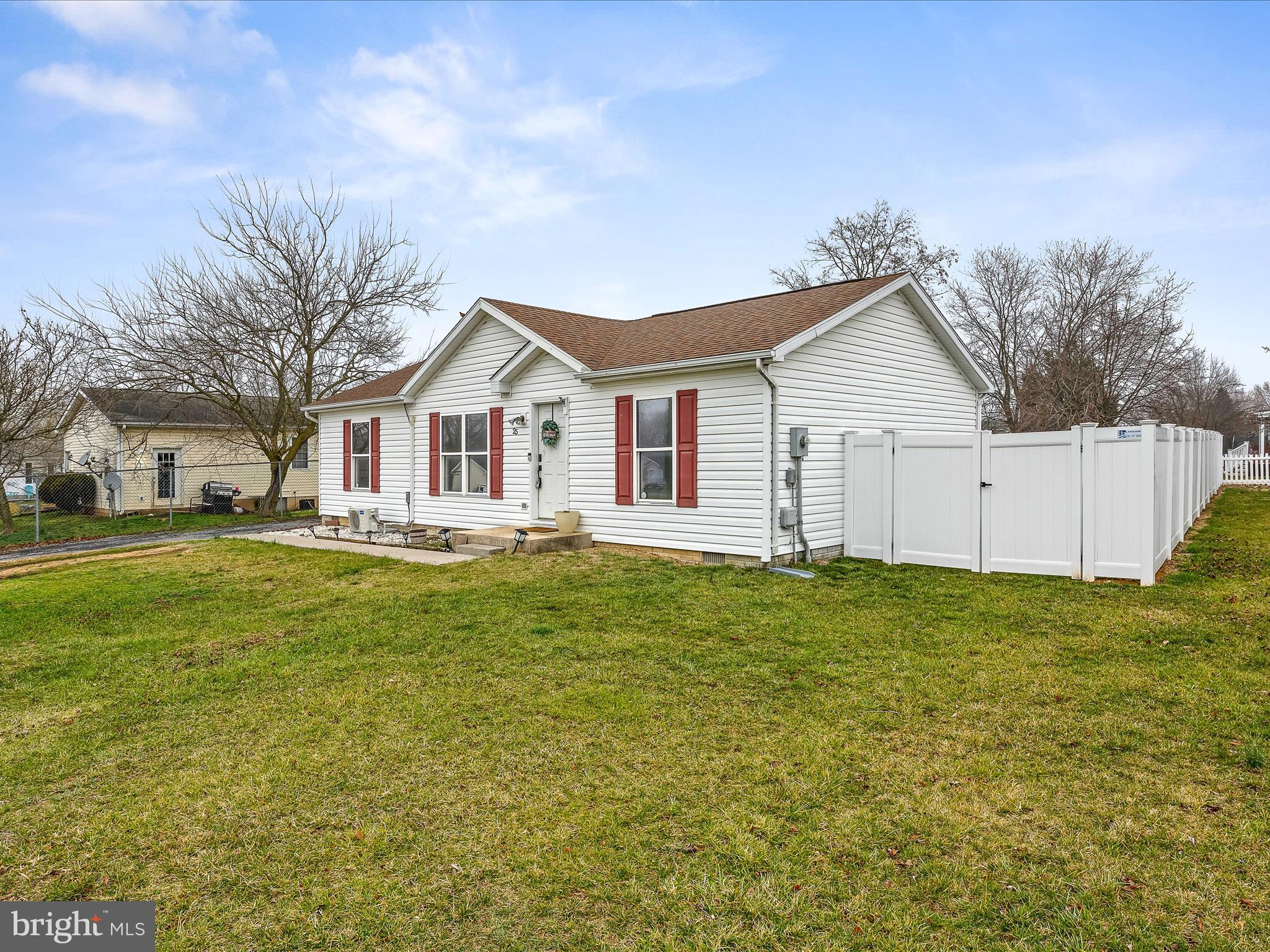 SPRINGFIELD VILLAGE - Residential