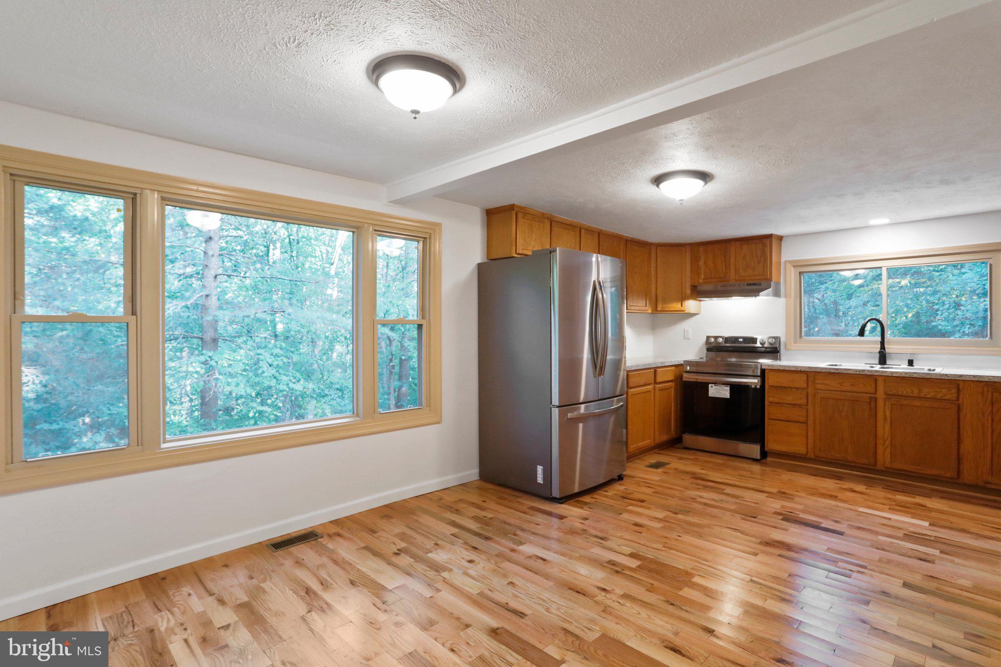 NONE UNRESTRICTED - Residential