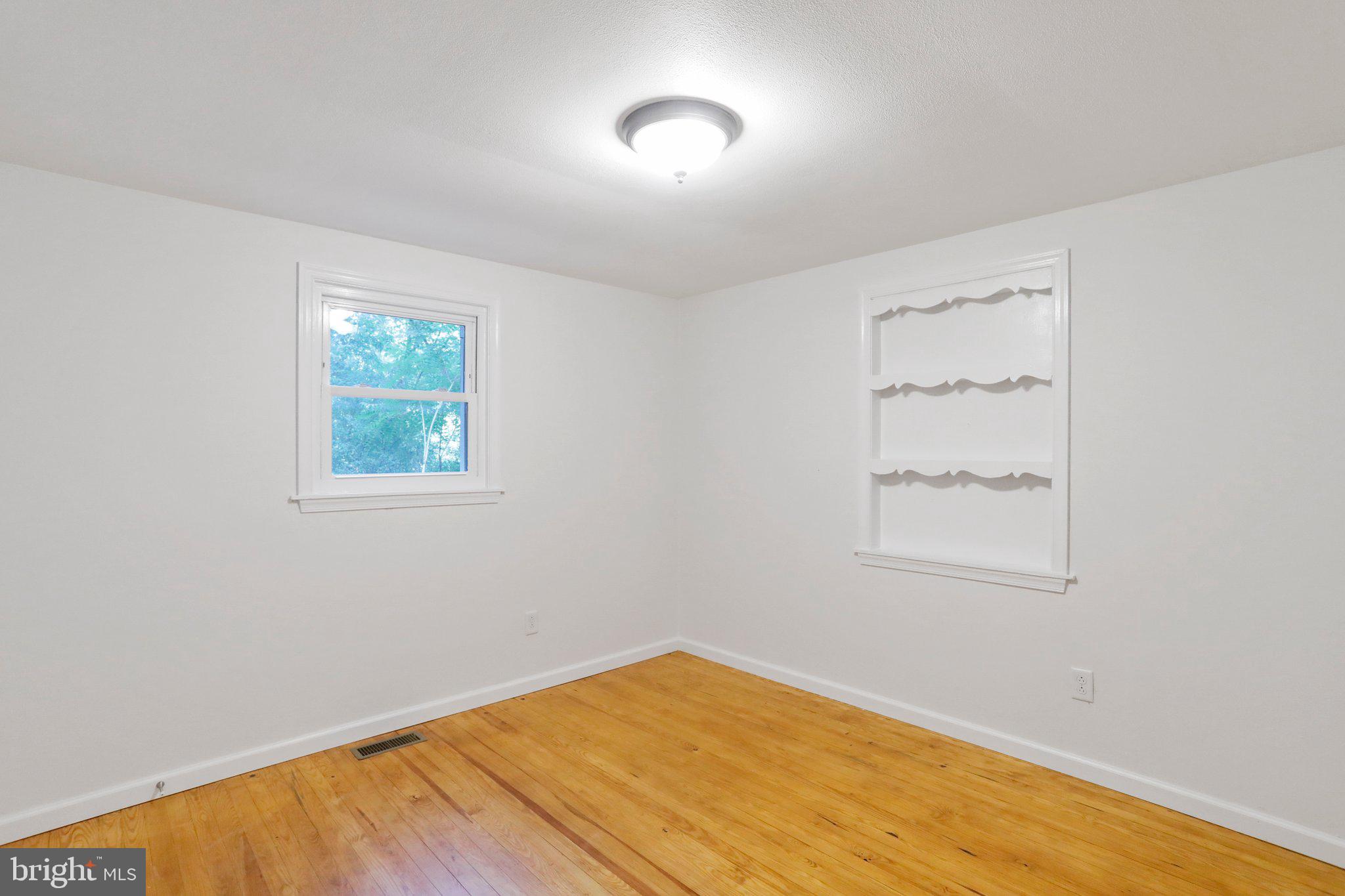 NONE UNRESTRICTED - Residential