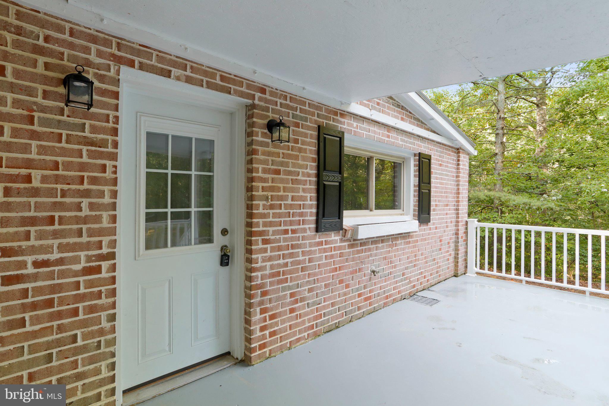 NONE UNRESTRICTED - Residential