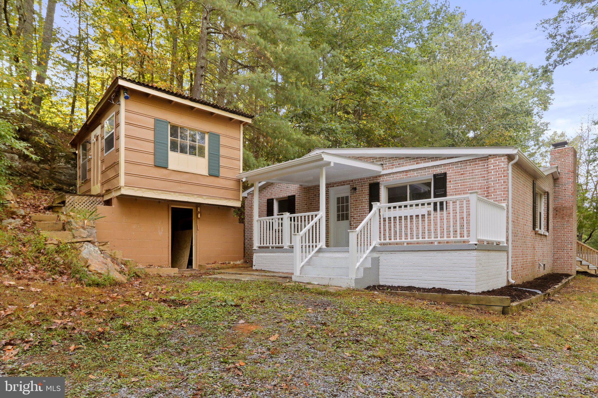 NONE UNRESTRICTED - Residential