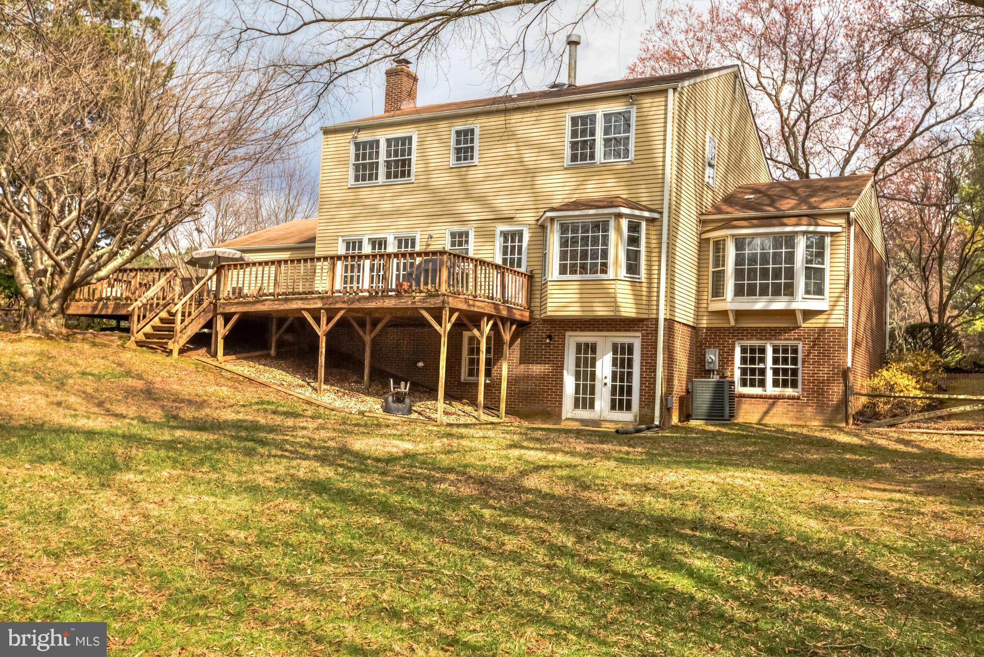 MC LEAN HUNT ESTATES - Residential