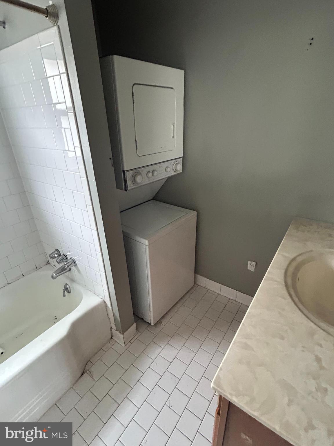 BROOKLYN - Residential